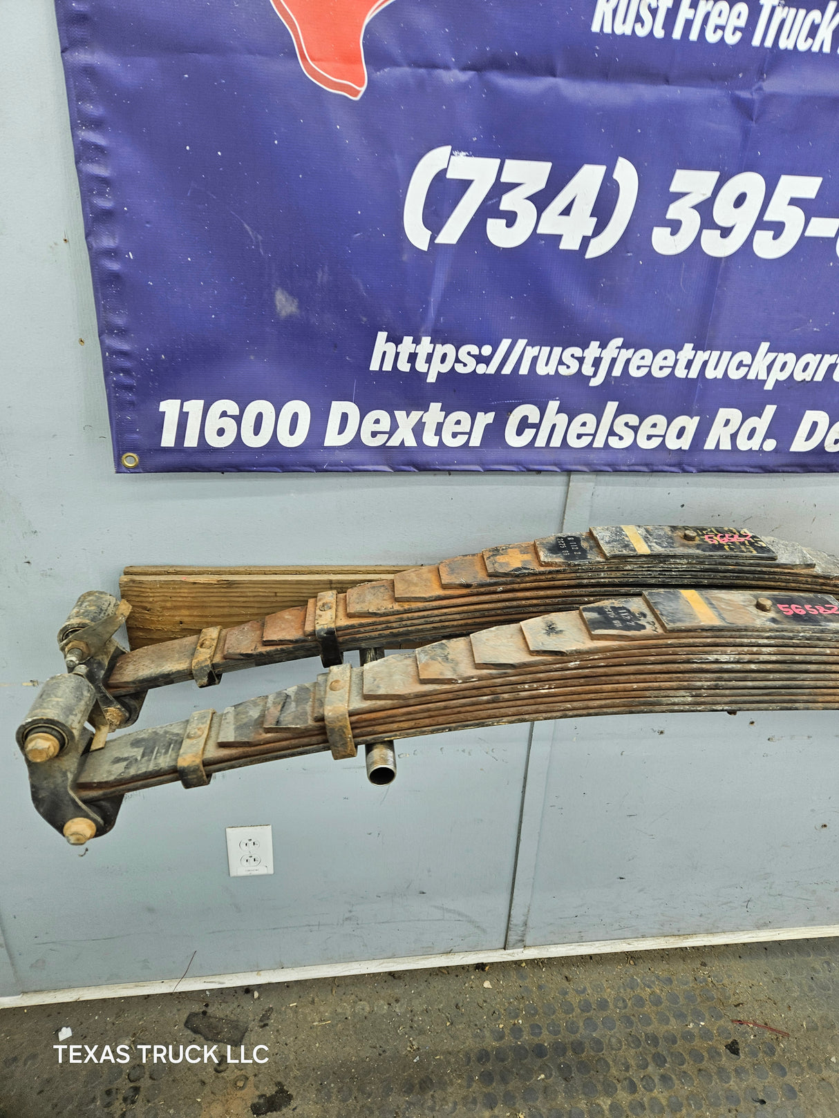 1999-2007 Ford F250 F350 Super Duty Rear Leaf Springs Extra Heavy Duty - Pair