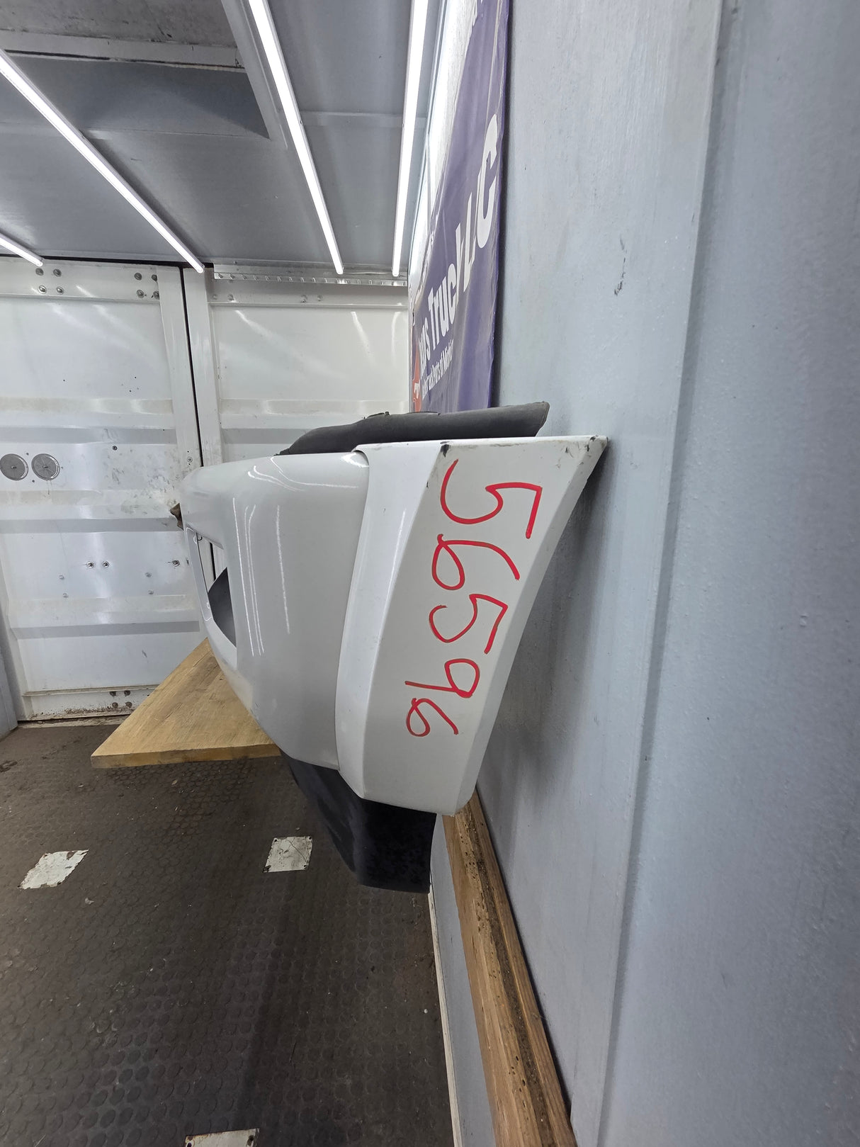 2017-2019 Ford Super Duty F450 F550 Front Bumper - Painted