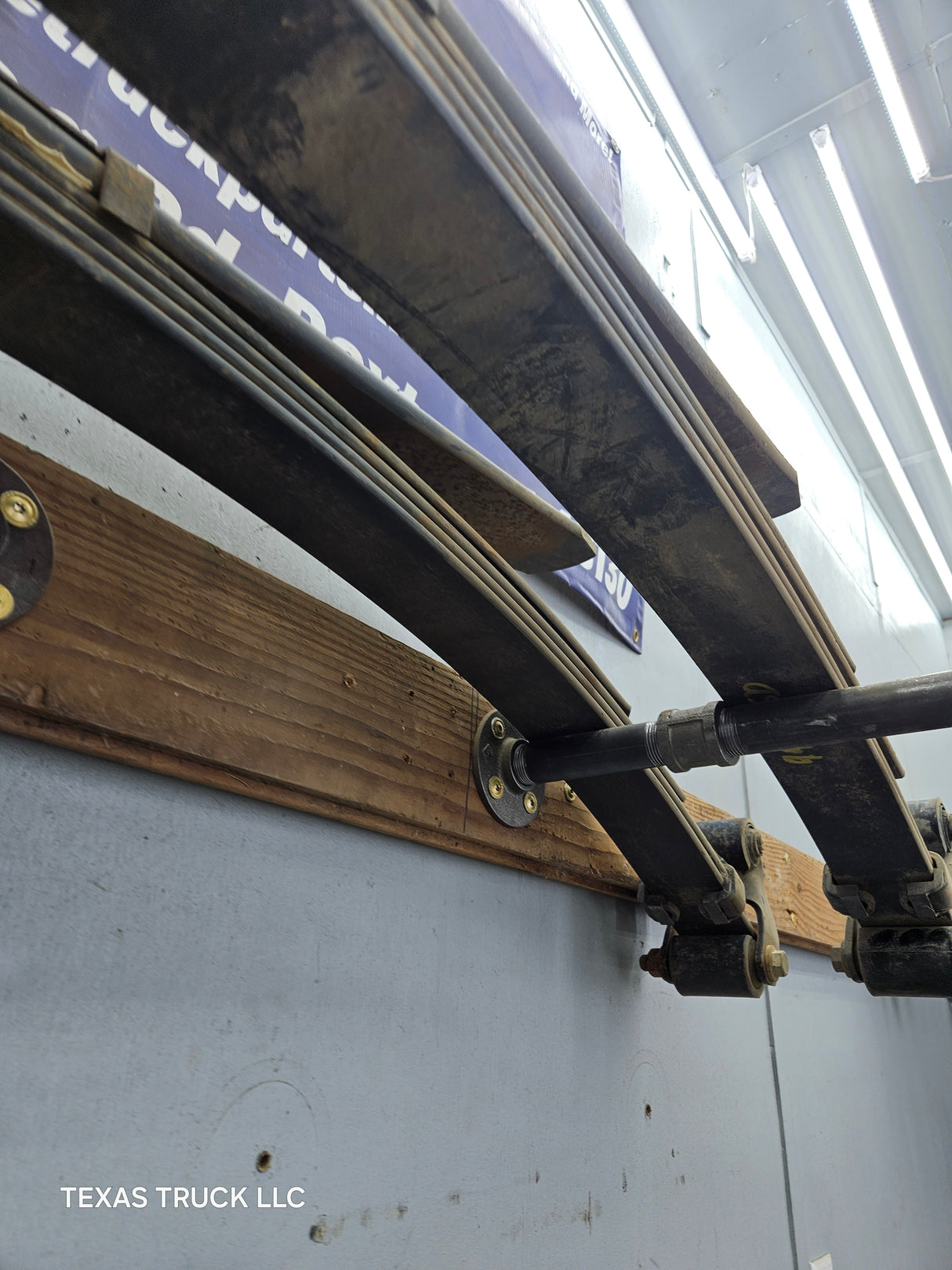 1999-2007 Ford F250 F350 Super Duty Rear Leaf Springs - Pair