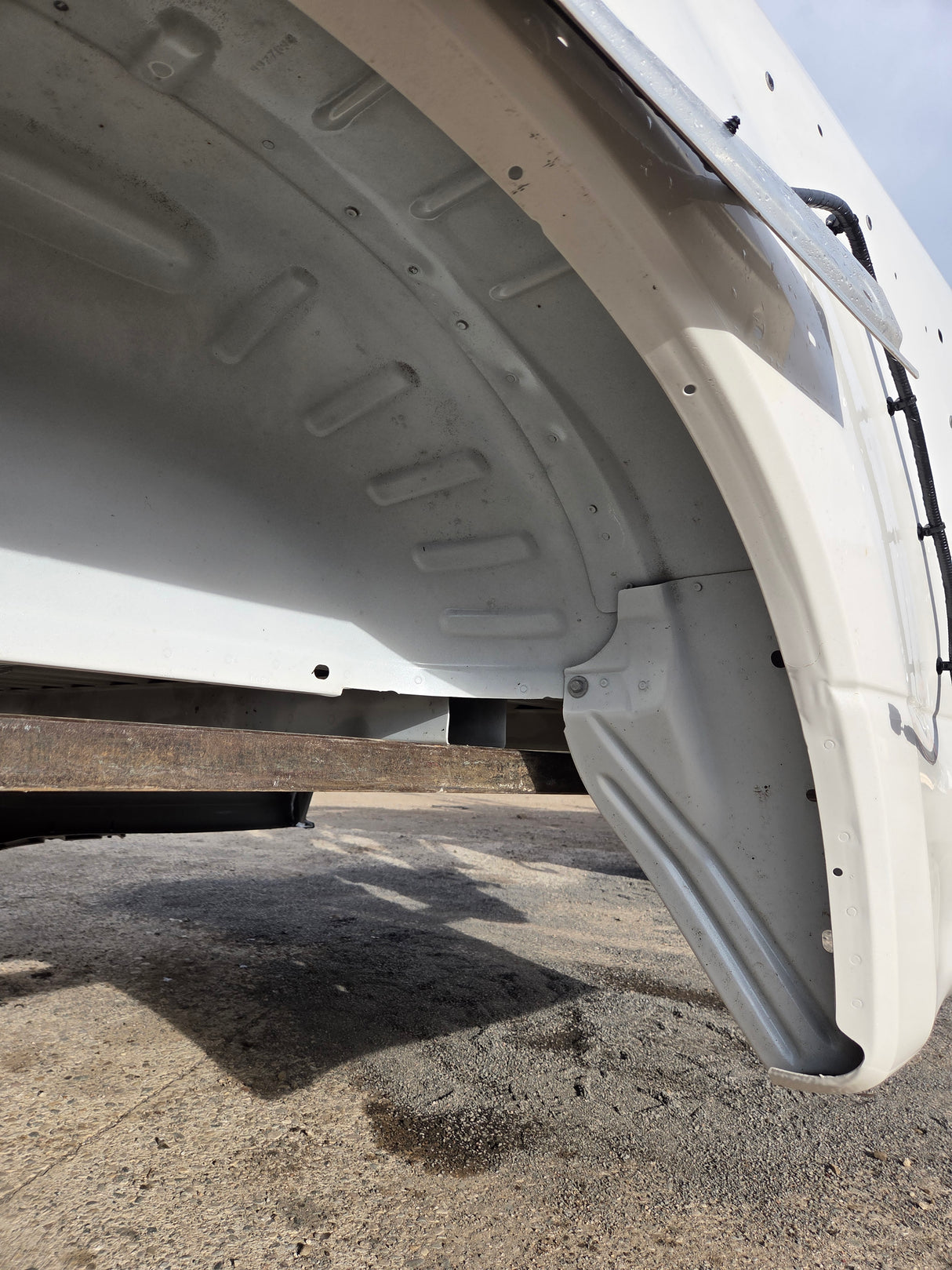 2017-2022 Ford Super Duty F350 F450 F550 8' Dually Bed - Pearl White