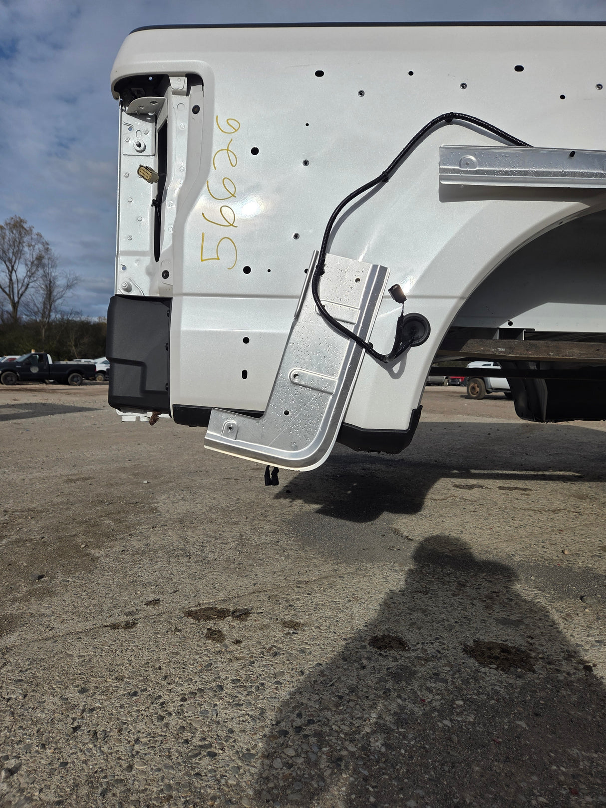 2017-2022 Ford Super Duty F350 F450 F550 8' Dually Bed - Pearl White