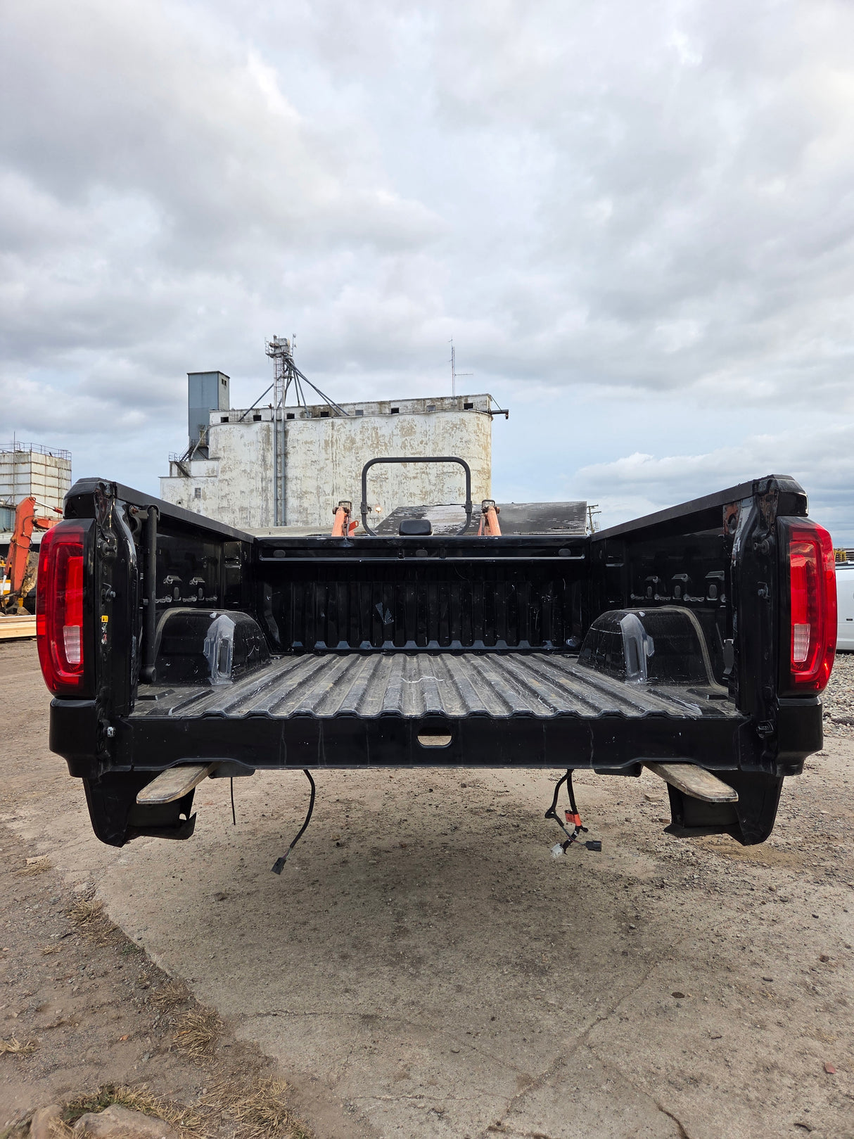 2019-2023 GMC Sierra 1500 5' 9" Short Truck Bed