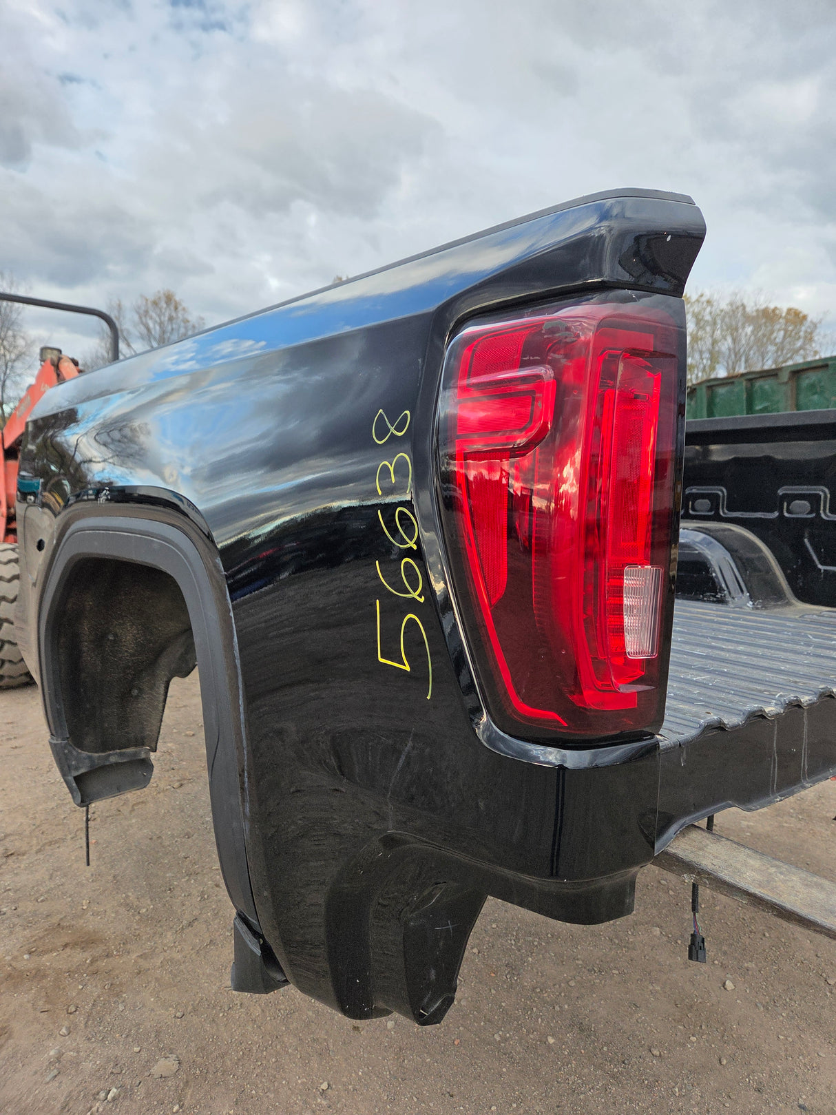 2019-2023 GMC Sierra 1500 5' 9" Short Truck Bed