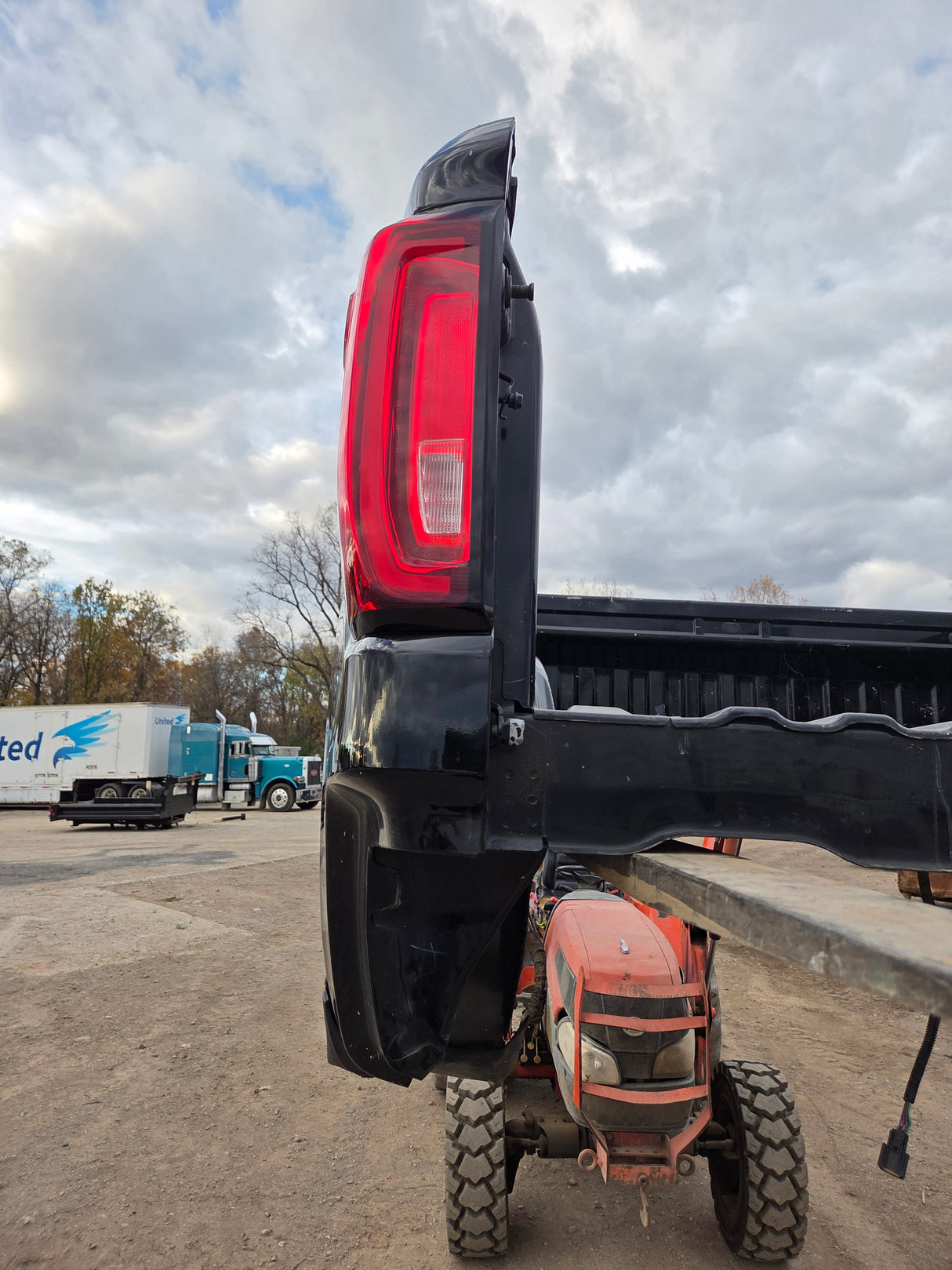 2019-2023 GMC Sierra 1500 5' 9" Short Truck Bed