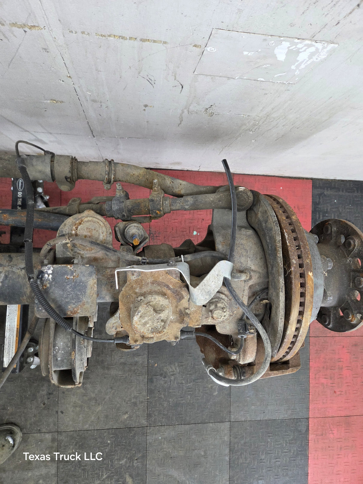 2011-2012 Ford Super Duty F350 Dually Front Axle 3.73 Gear Ratio 8 Lug