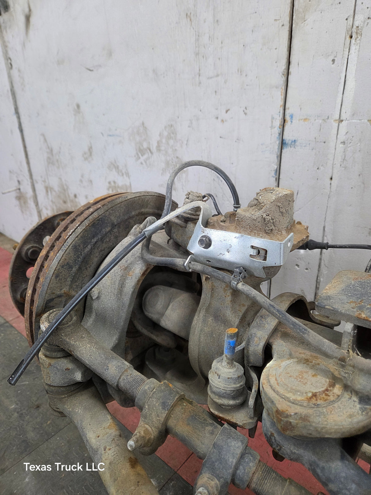 2011-2012 Ford Super Duty F350 Dually Front Axle 3.73 Gear Ratio 8 Lug