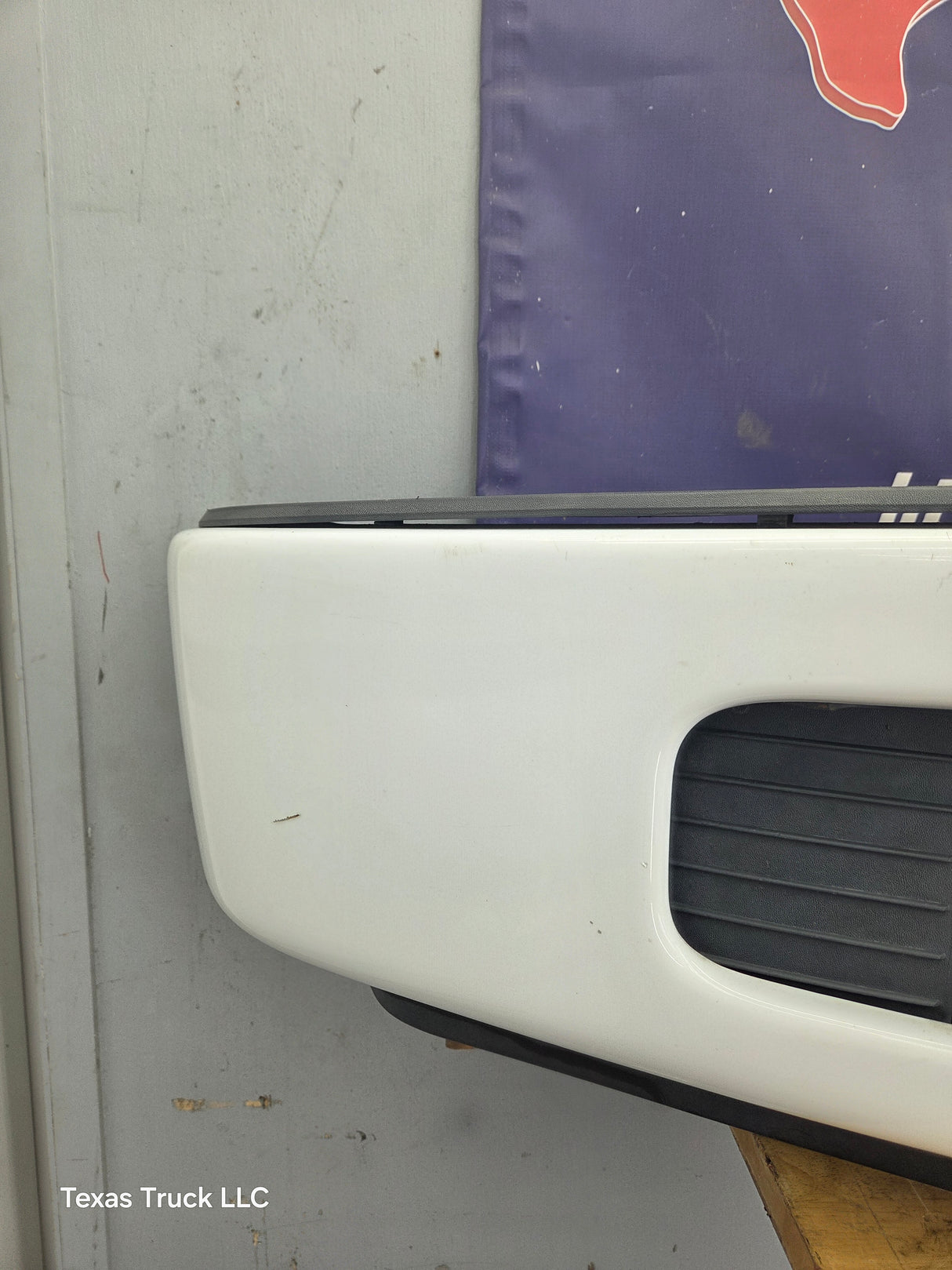 2008-2010 Ford Super Duty Front Bumper F250 F350 - Oxford White