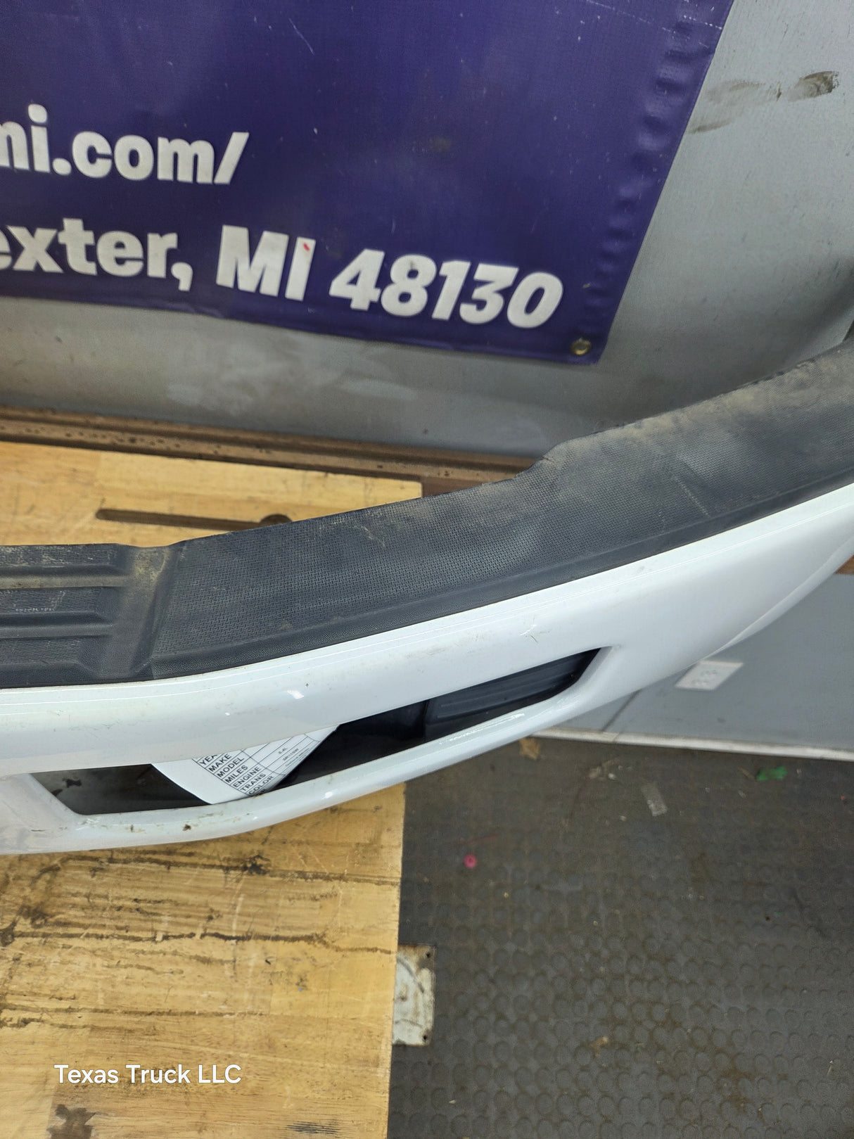 2008-2010 Ford Super Duty Front Bumper F250 F350 - Oxford White