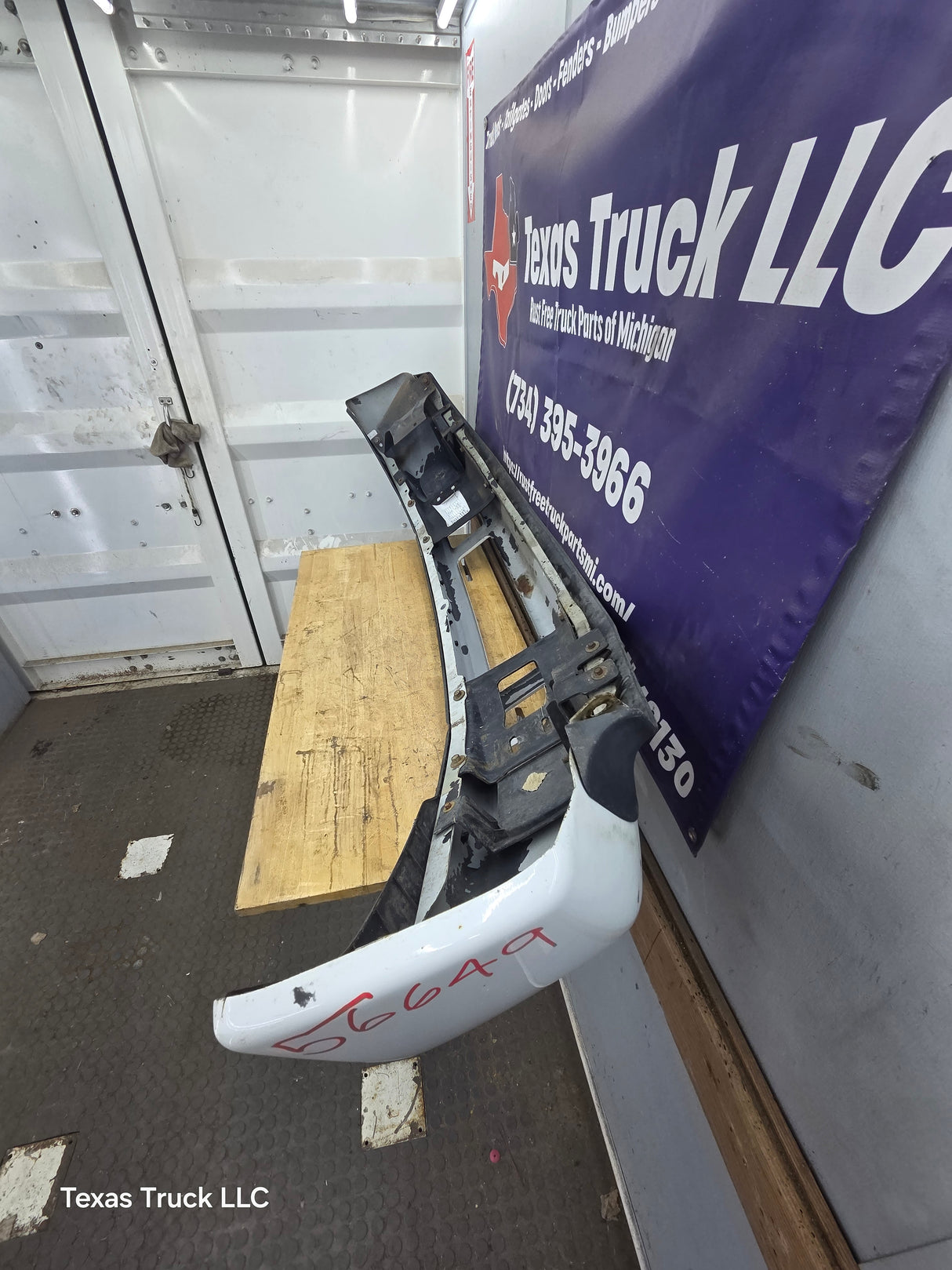 2008-2010 Ford Super Duty Front Bumper F250 F350 - Oxford White