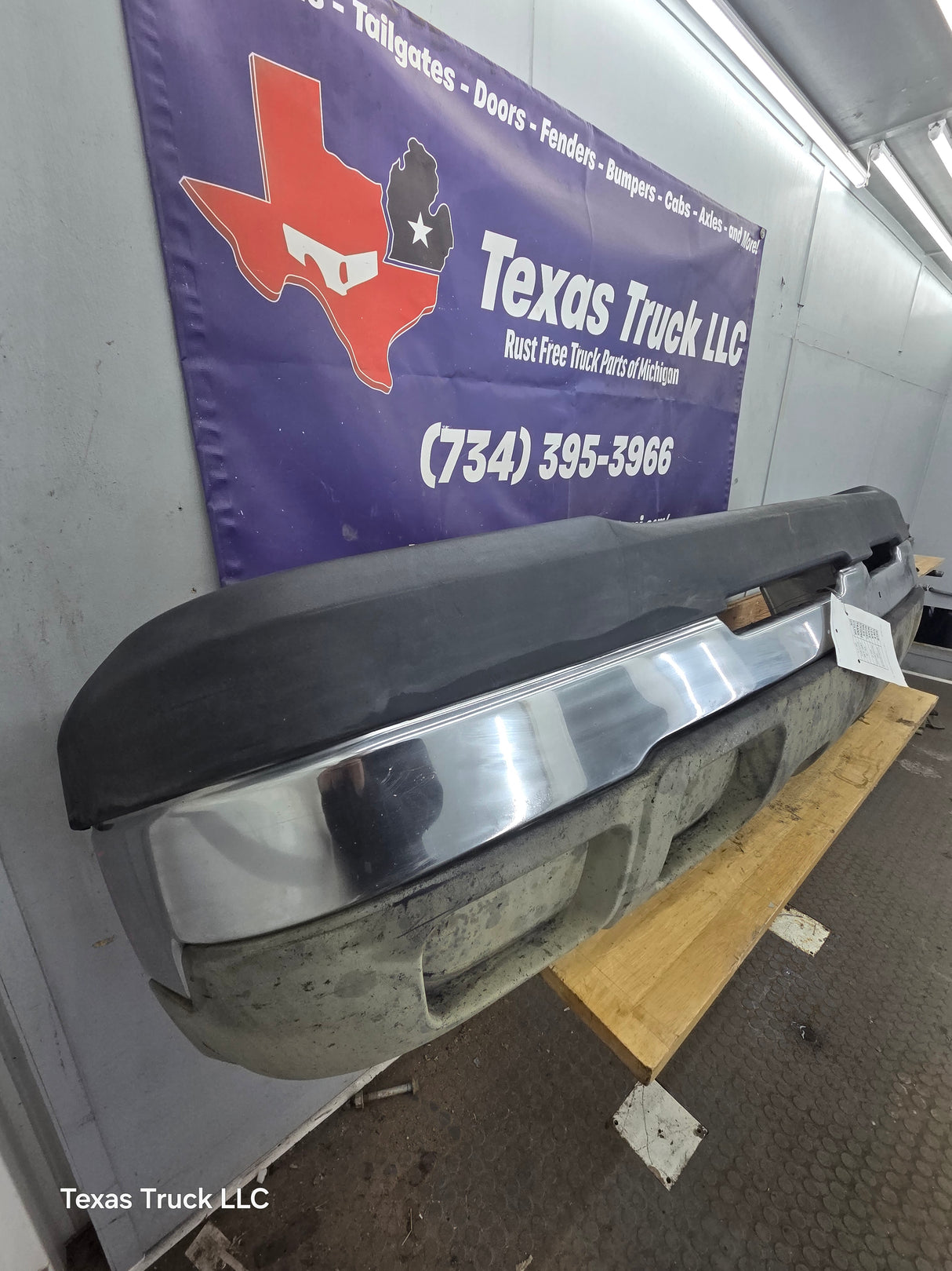 2003-2007 Chevrolet Silverado 2500HD 3500HD 'Cateye' Front Bumper