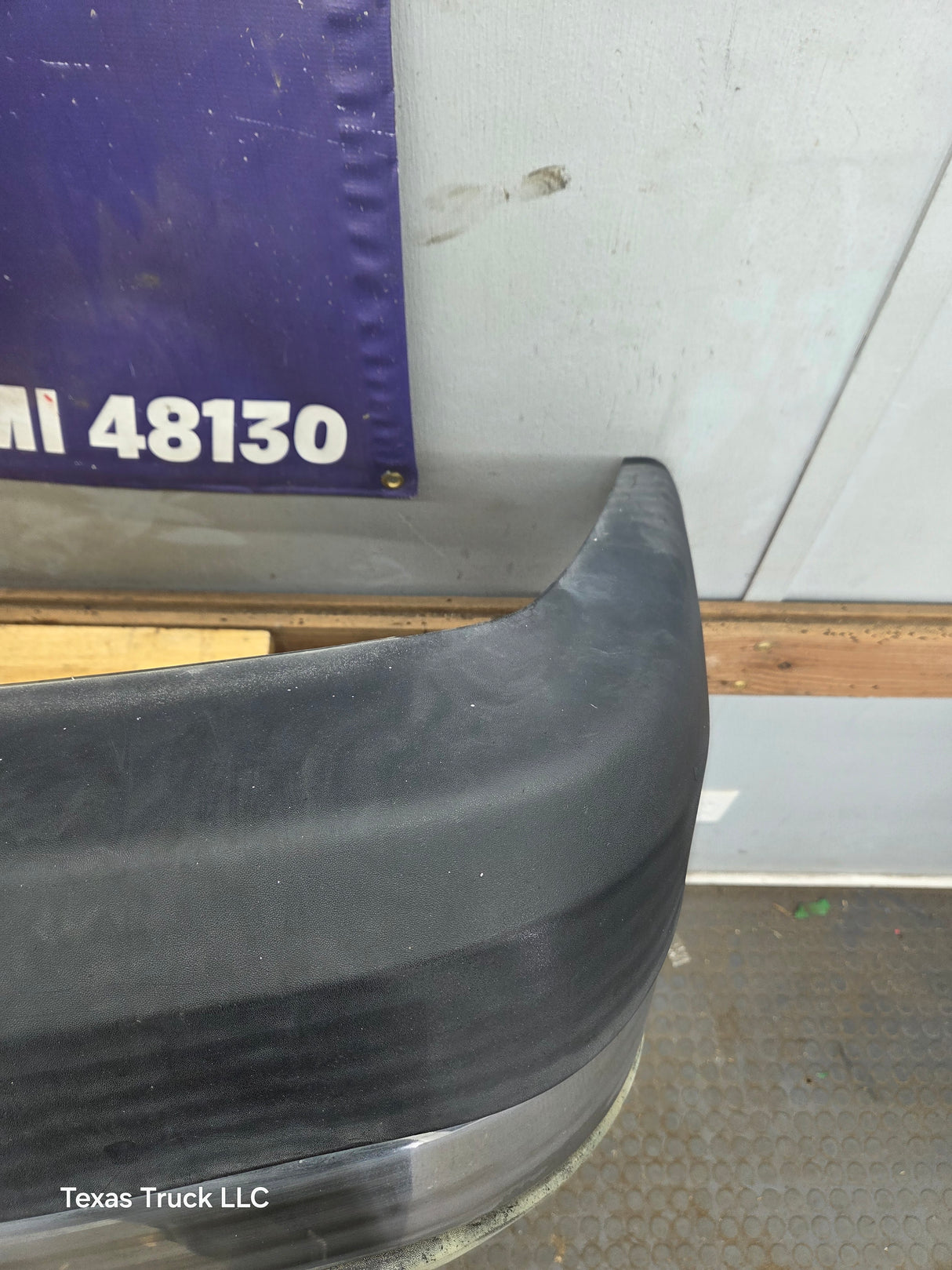 2003-2007 Chevrolet Silverado 2500HD 3500HD 'Cateye' Front Bumper