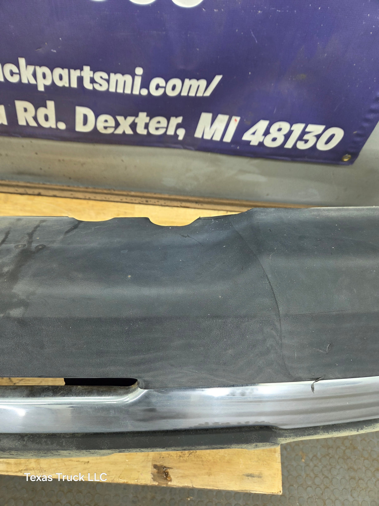 2003-2007 Chevrolet Silverado 2500HD 3500HD 'Cateye' Front Bumper