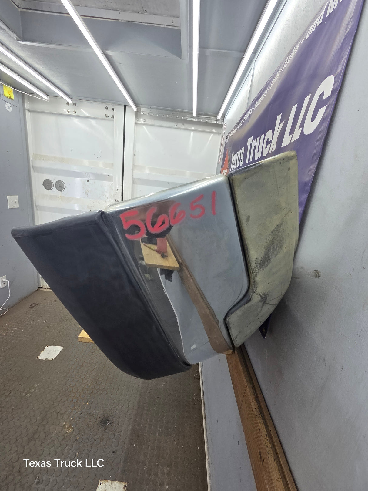 2003-2007 Chevrolet Silverado 2500HD 3500HD 'Cateye' Front Bumper