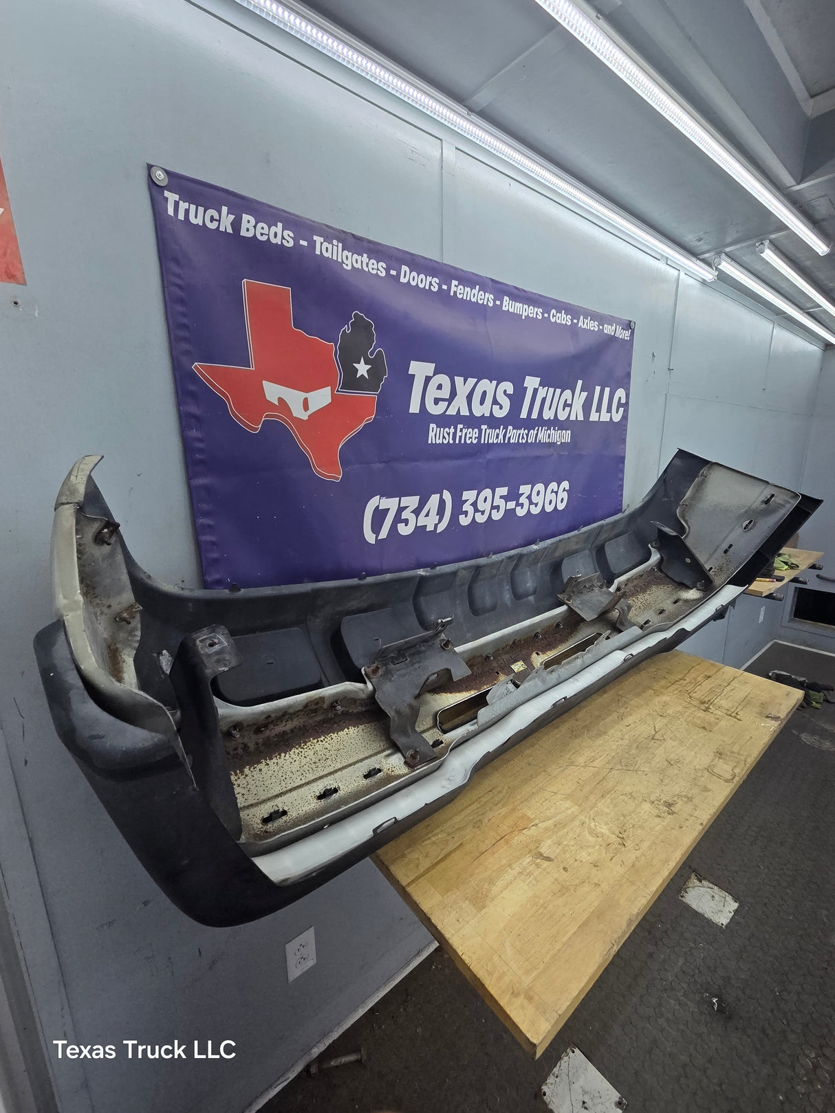 2003-2007 Chevrolet Silverado 2500HD 3500HD 'Cateye' Front Bumper