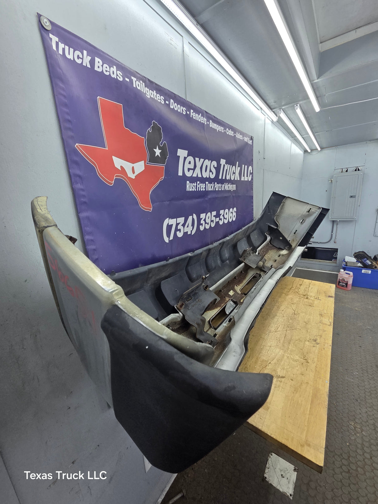 2003-2007 Chevrolet Silverado 2500HD 3500HD 'Cateye' Front Bumper