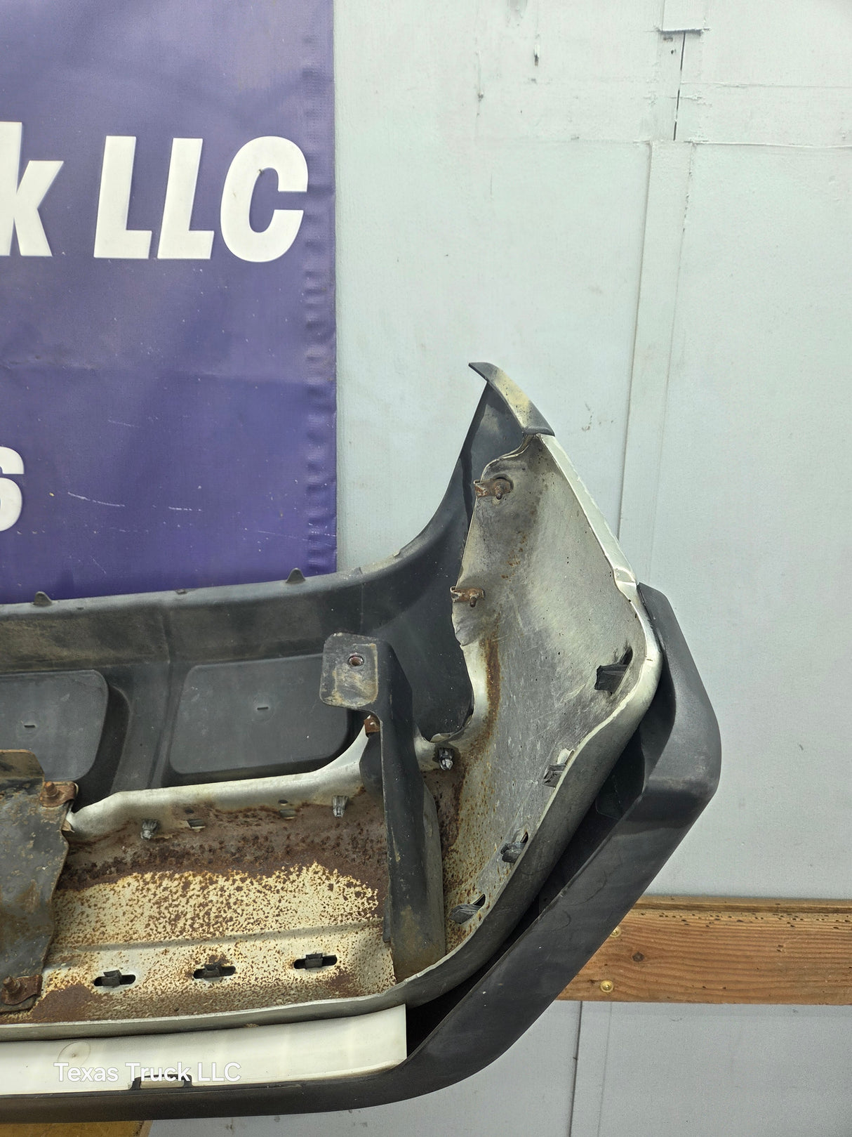 2003-2007 Chevrolet Silverado 2500HD 3500HD 'Cateye' Front Bumper