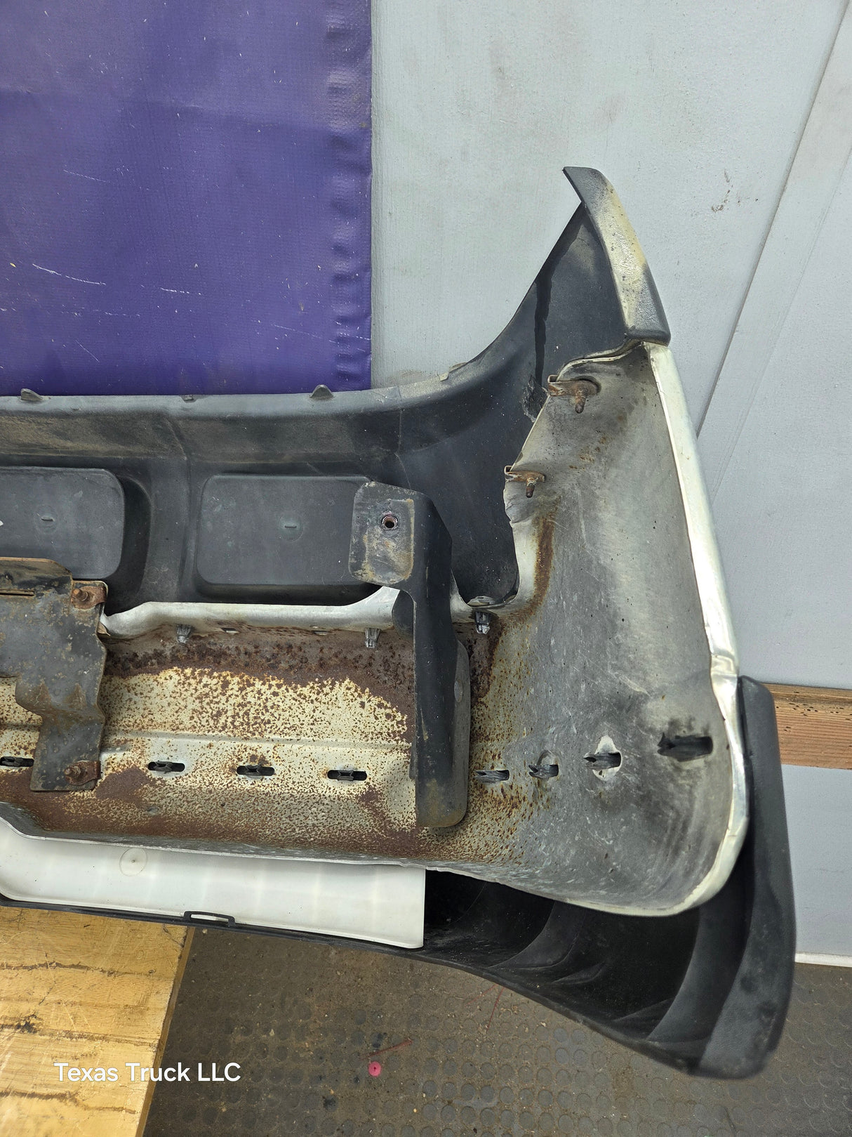 2003-2007 Chevrolet Silverado 2500HD 3500HD 'Cateye' Front Bumper