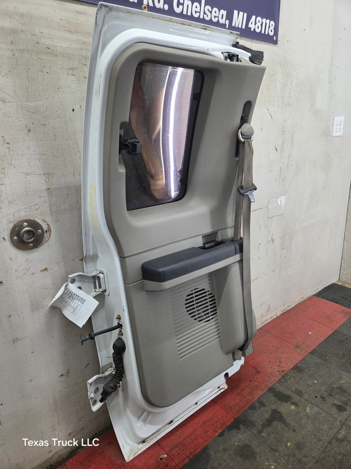 2008-2016 Ford Super Duty F250 F350 F450 F550 LH Extended Cab Driver Side Rear Door - Oxford White