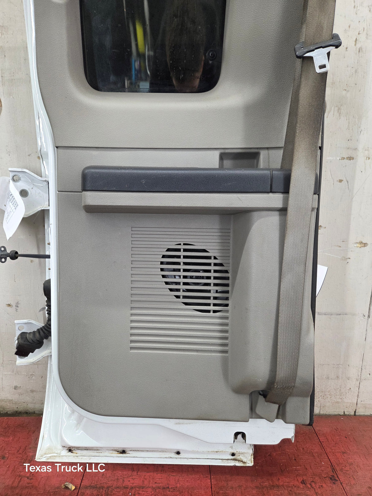 2008-2016 Ford Super Duty F250 F350 F450 F550 LH Extended Cab Driver Side Rear Door - Oxford White