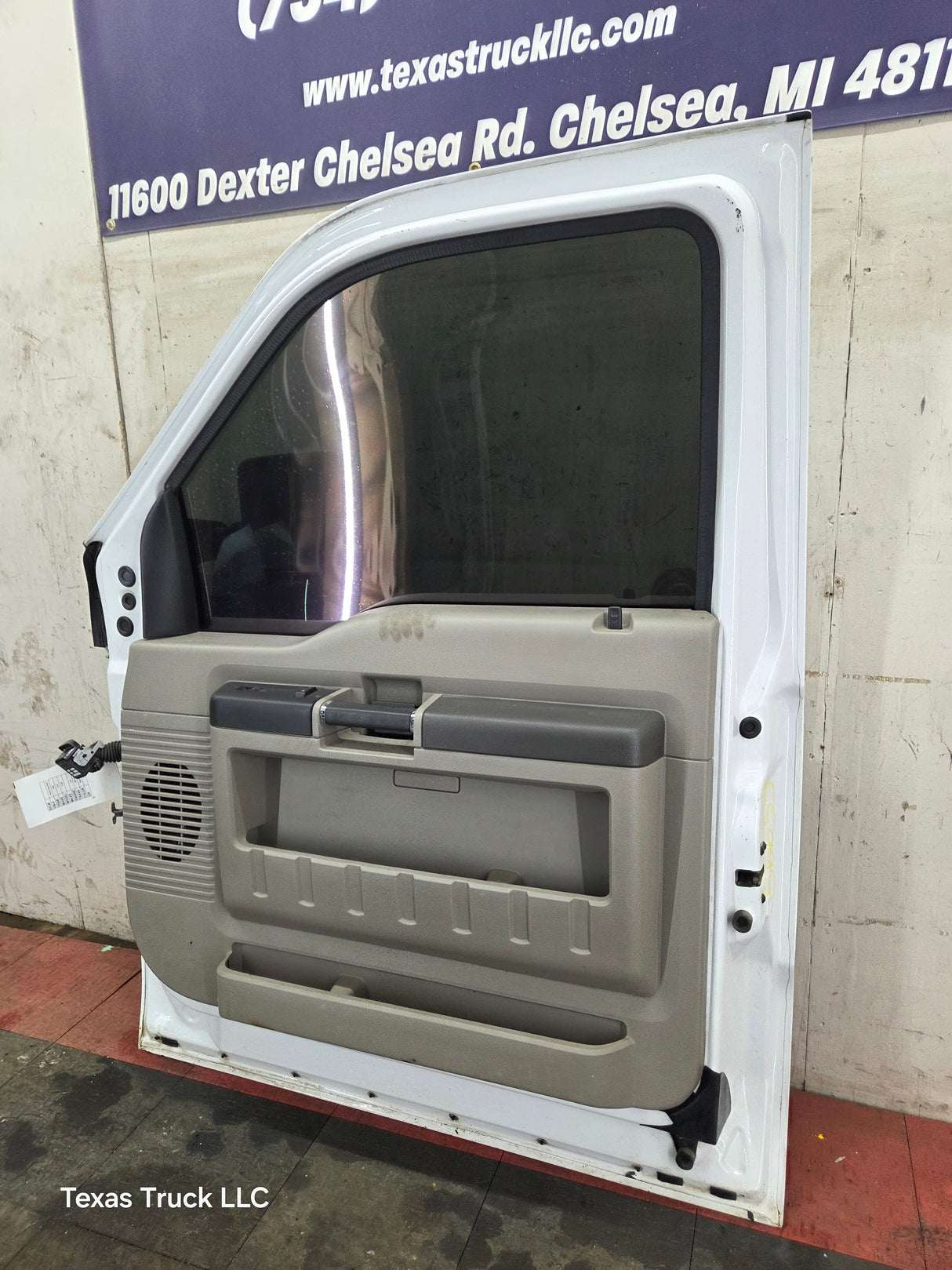 1999-2011 Ford Super Duty Front Passenger Side Door F250 F350 F450 F550 - Oxford White