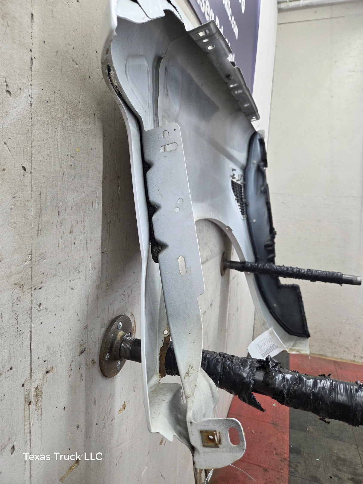 2008-2010 Ford Super Duty F250 F350 RH Passenger Side Fender - Oxford White