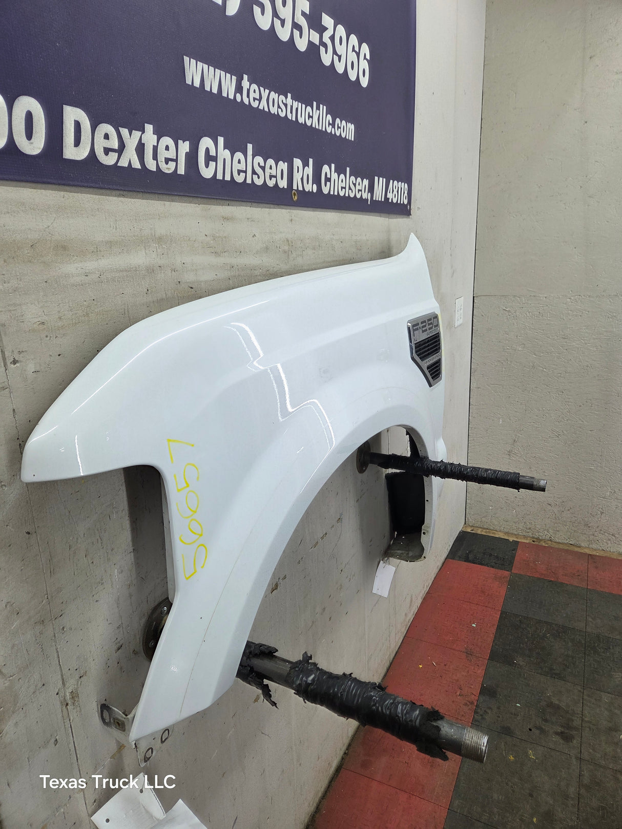 2008-2010 Ford Super Duty F250 F350 LH Driver Side Fender - Oxford White