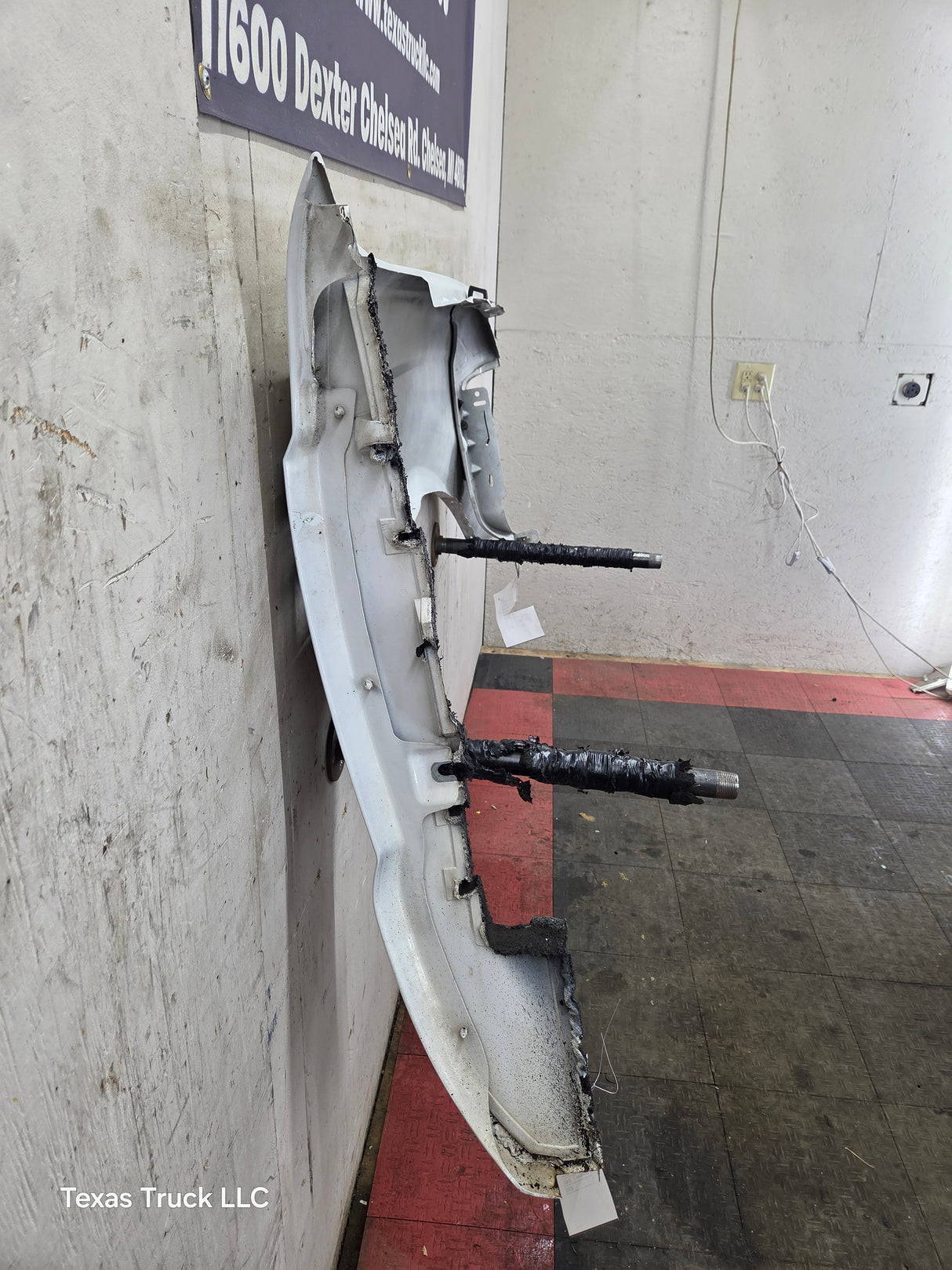 2008-2010 Ford Super Duty F250 F350 LH Driver Side Fender - Oxford White