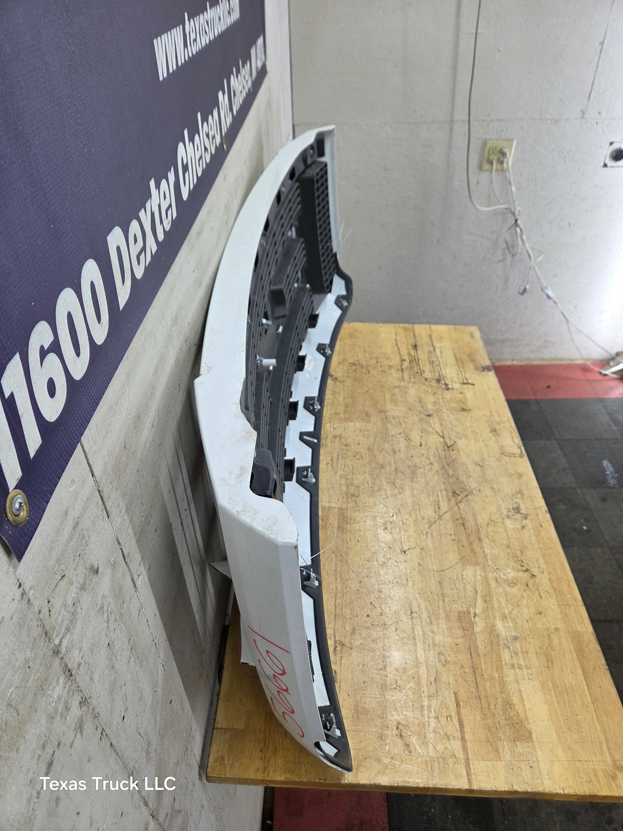 2008-2010 Ford Super Duty F250 F350 F450 F550 Grill Surround