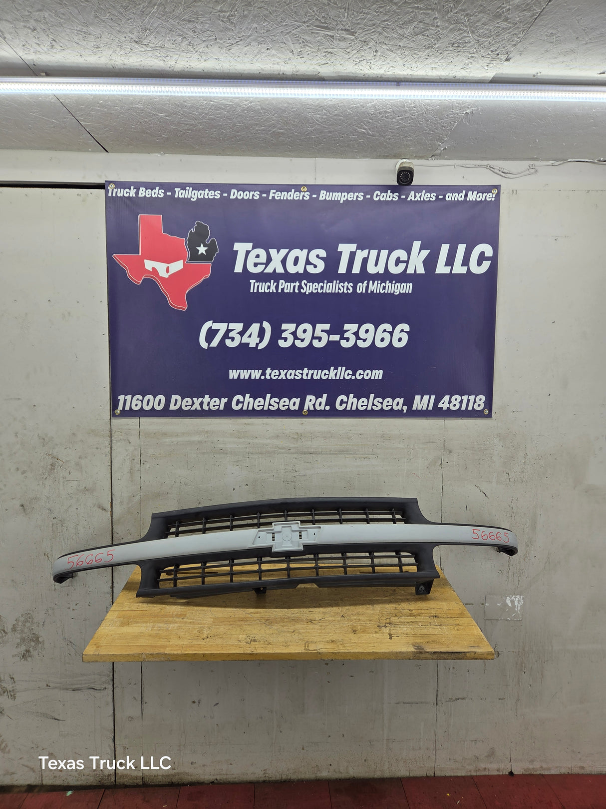 1999-2002 Chevrolet Silverado 1500 2500 3500 Grill OEM