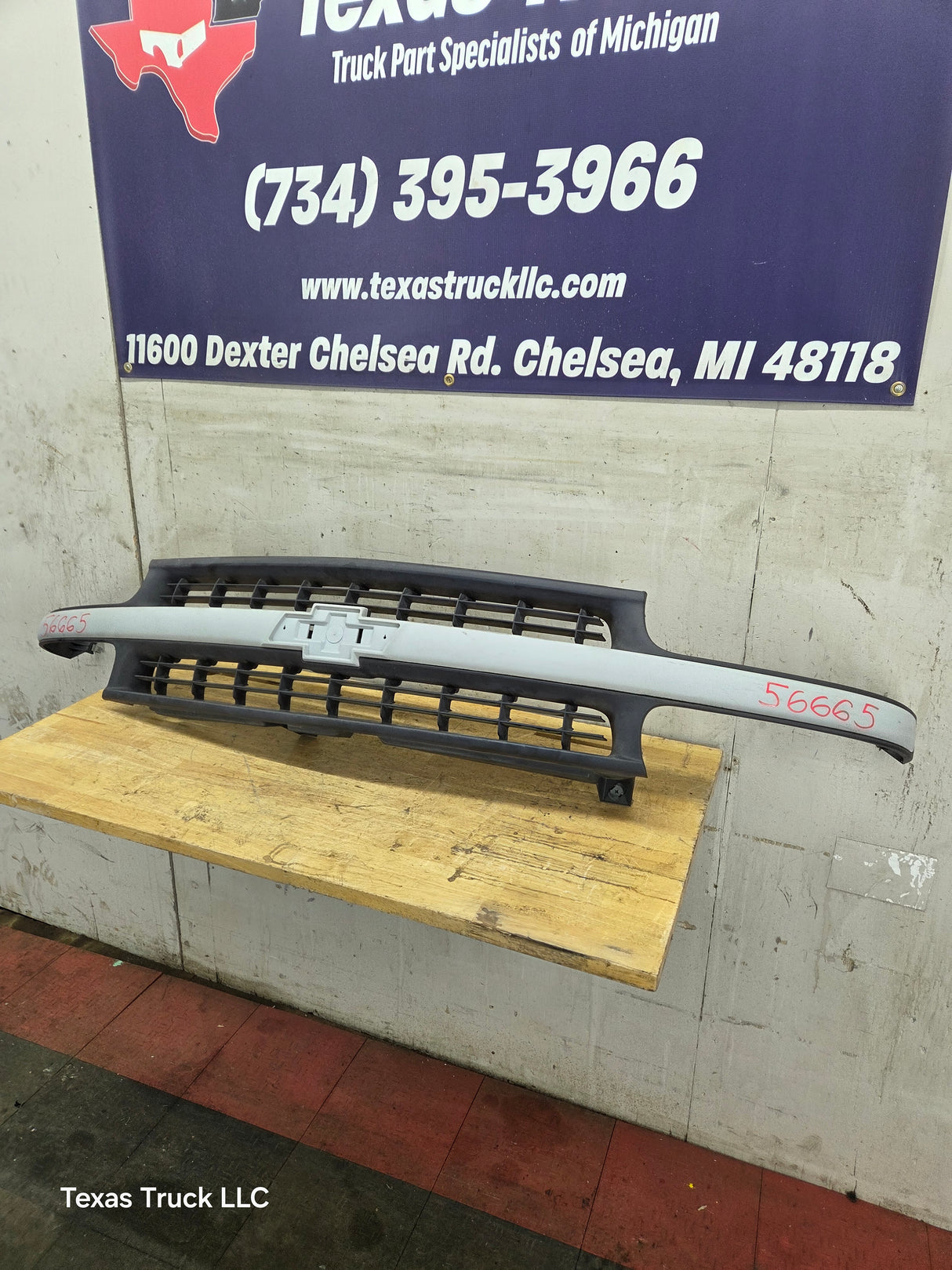 1999-2002 Chevrolet Silverado 1500 2500 3500 Grill OEM