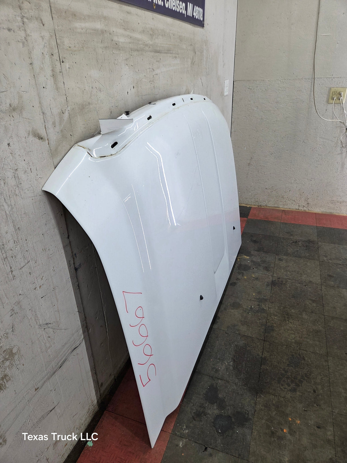 2008-2010 Ford Super Duty F250 F350 F450 F550 Hood - Oxford White