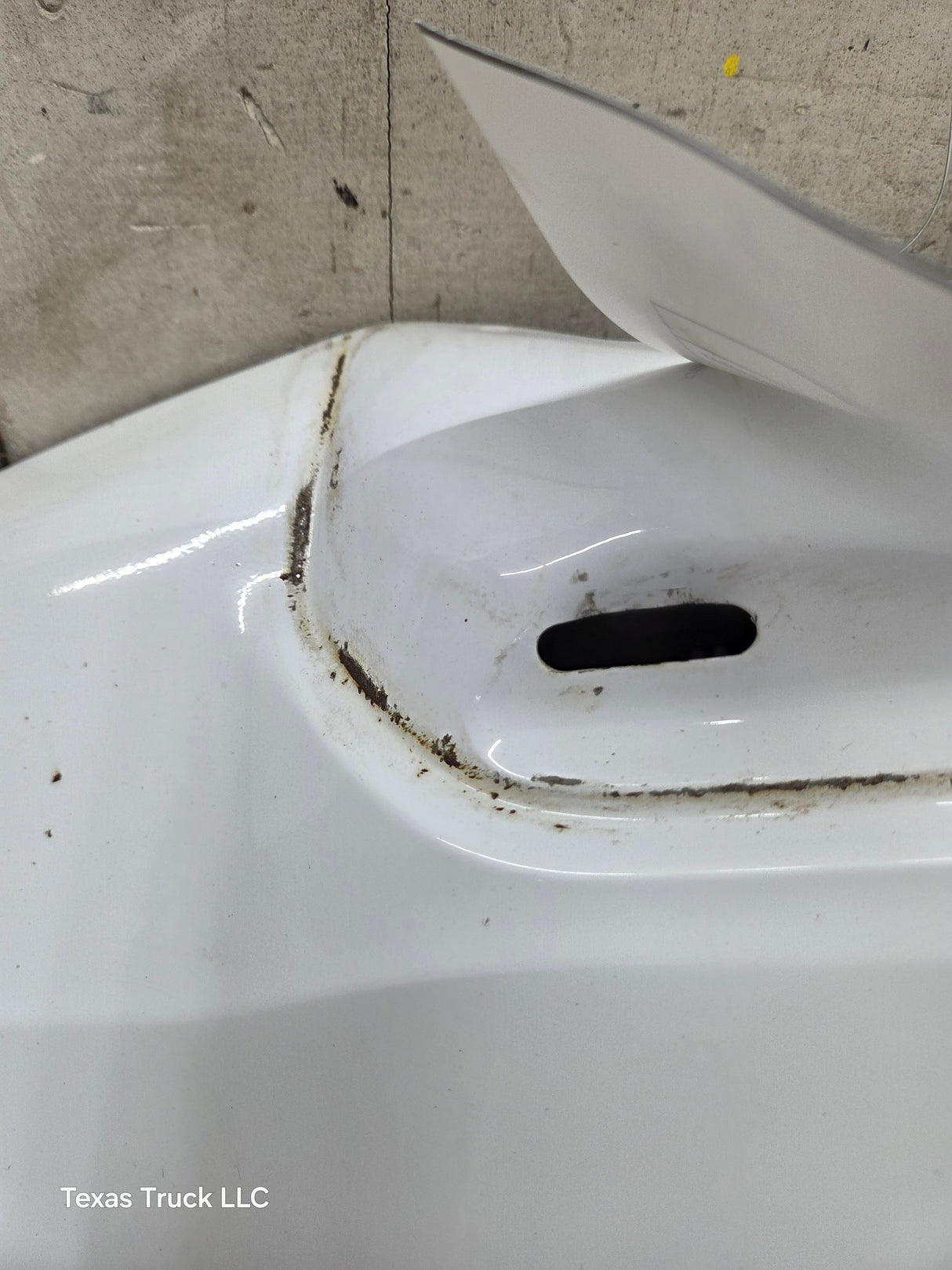 2008-2010 Ford Super Duty F250 F350 F450 F550 Hood - Oxford White