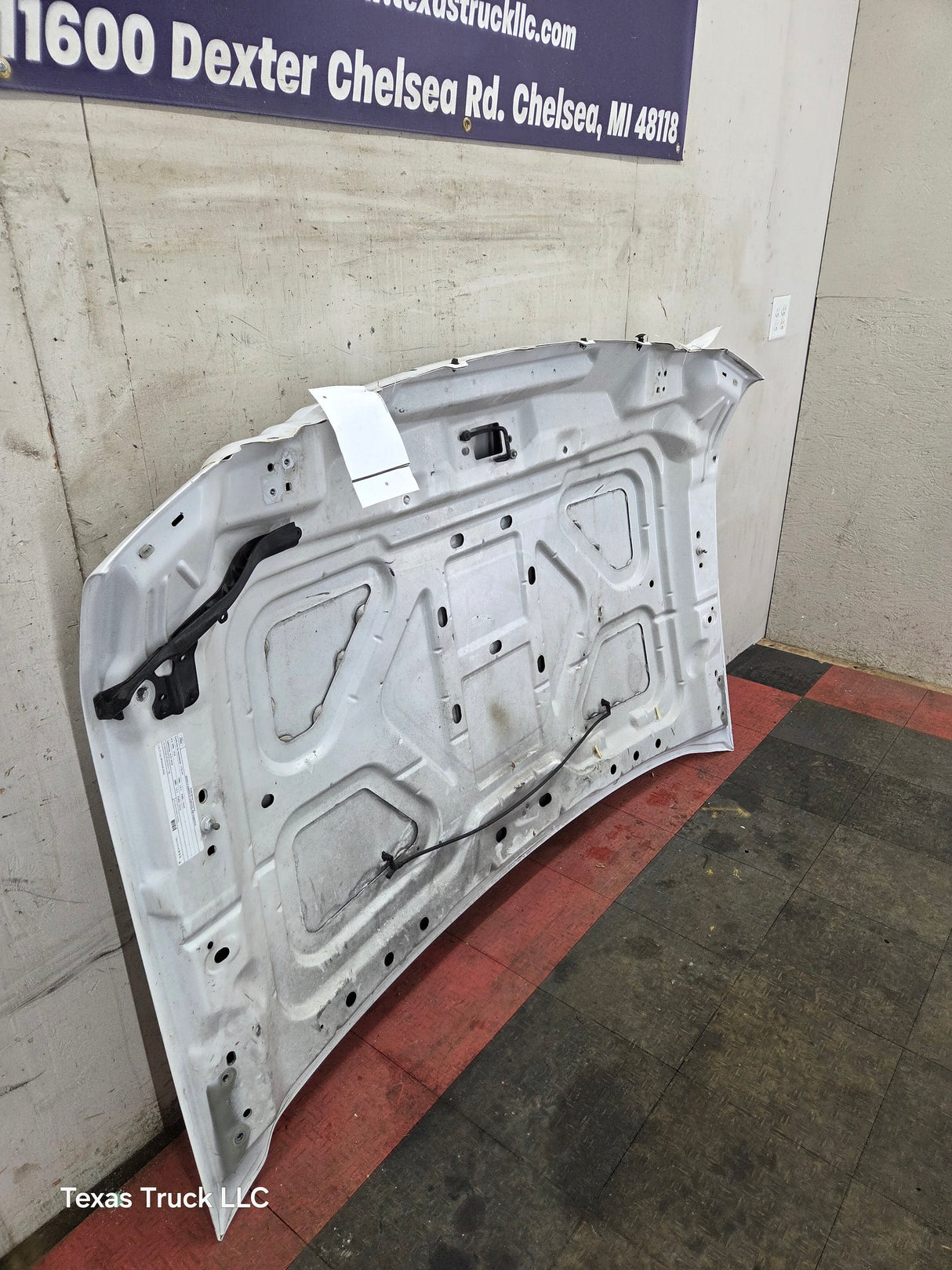 2008-2010 Ford Super Duty F250 F350 F450 F550 Hood - Oxford White