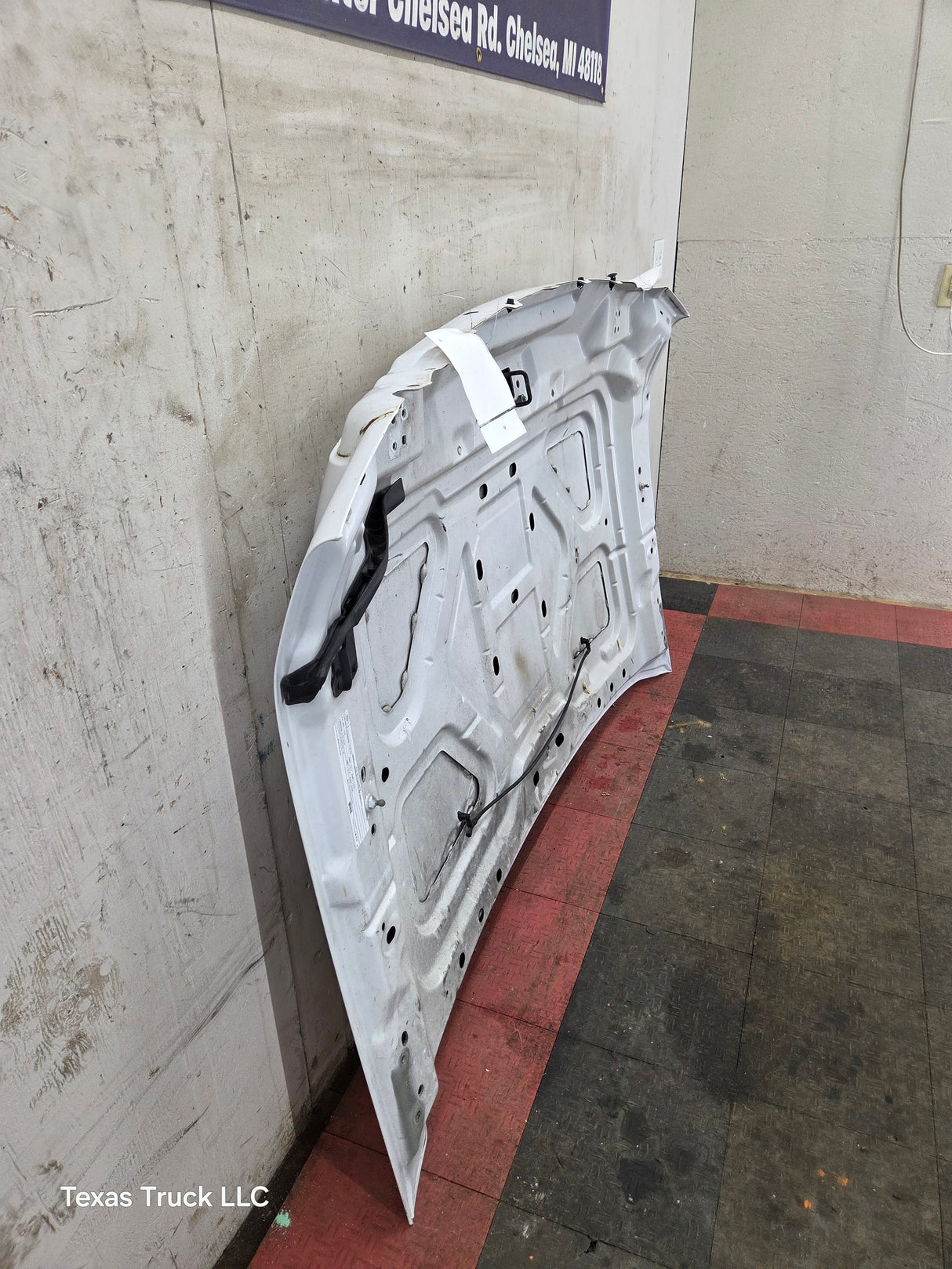 2008-2010 Ford Super Duty F250 F350 F450 F550 Hood - Oxford White