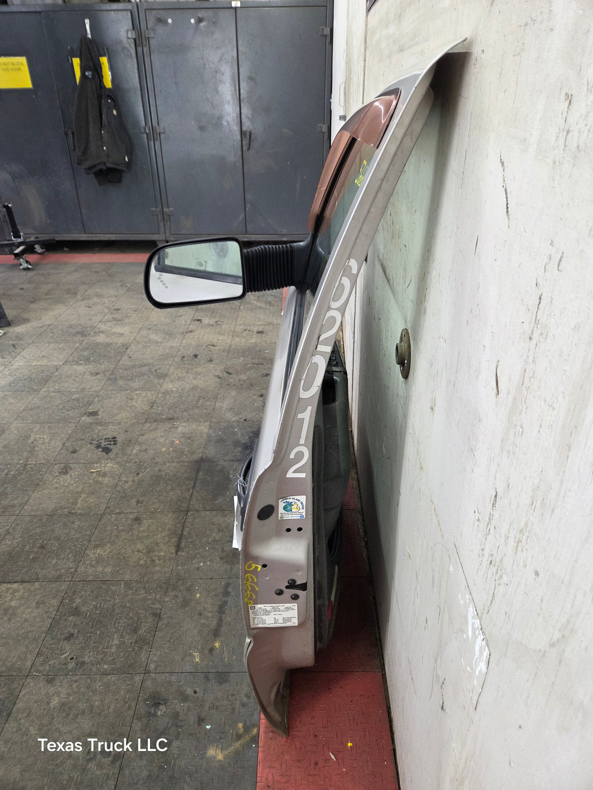 1999-2006 Chevrolet Silverado / GMC Sierra 1500 2500 3500 HD Front Driver Side Door LH - Fine Silver Birch Metallic