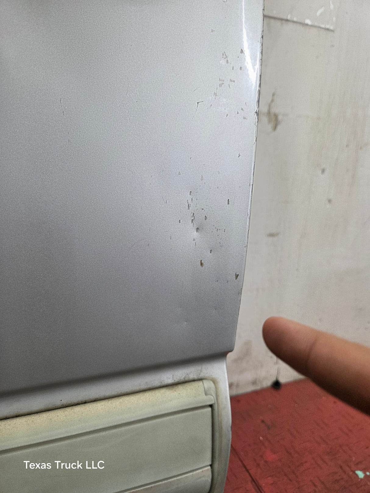 1999-2006 Chevrolet Silverado / GMC Sierra 1500 2500 3500 HD Front Driver Side Door LH - Fine Silver Birch Metallic