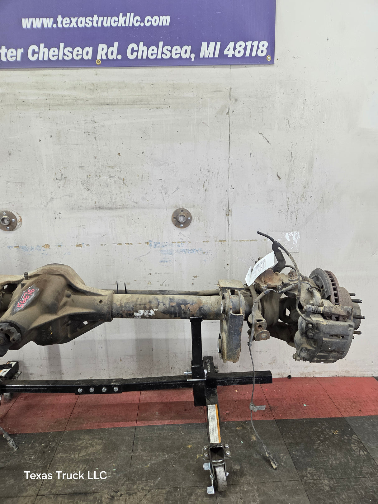 2008-2010 Ford Super Duty F250 F350 FRONT Axle 3.73 SRW