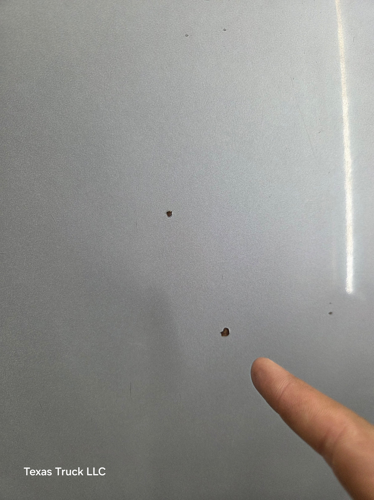 2003-2006 Chevrolet Silverado 2500 3500 Cateye HD Hood OEM - Fine Silver Birch Metallic