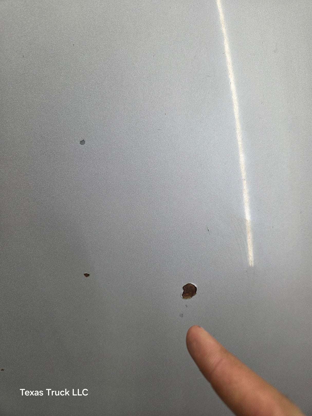 2003-2006 Chevrolet Silverado 2500 3500 Cateye HD Hood OEM - Fine Silver Birch Metallic