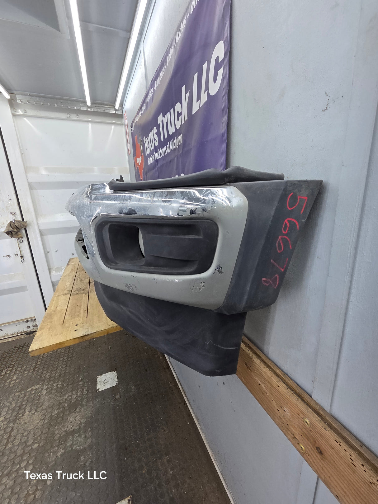 2023-2025 Ford Super Duty F450 F550 Front Bumper