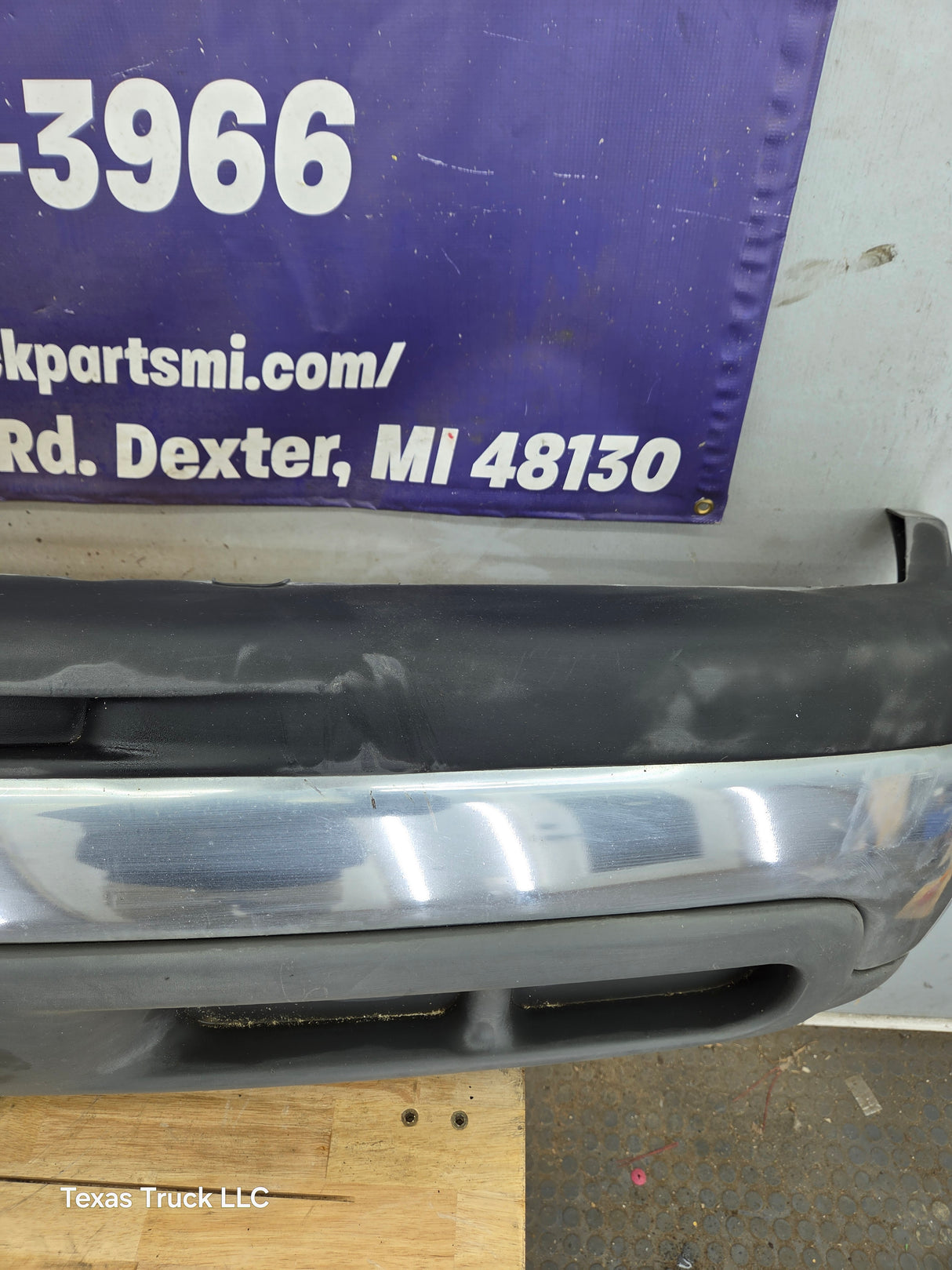 1999-2002 Chevrolet Silverado 1500 Front Bumper - Chrome