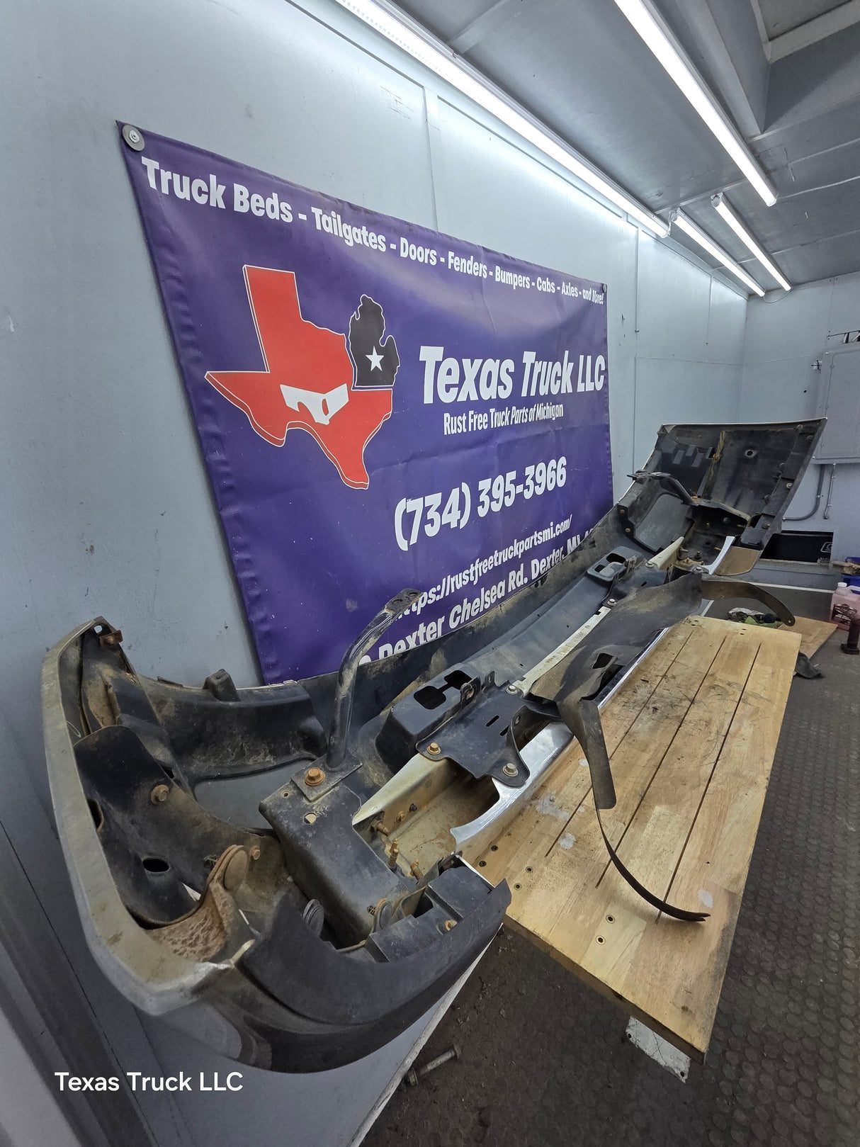 2007-2010 Chevrolet Silverado 2500 3500 HD Front Bumper