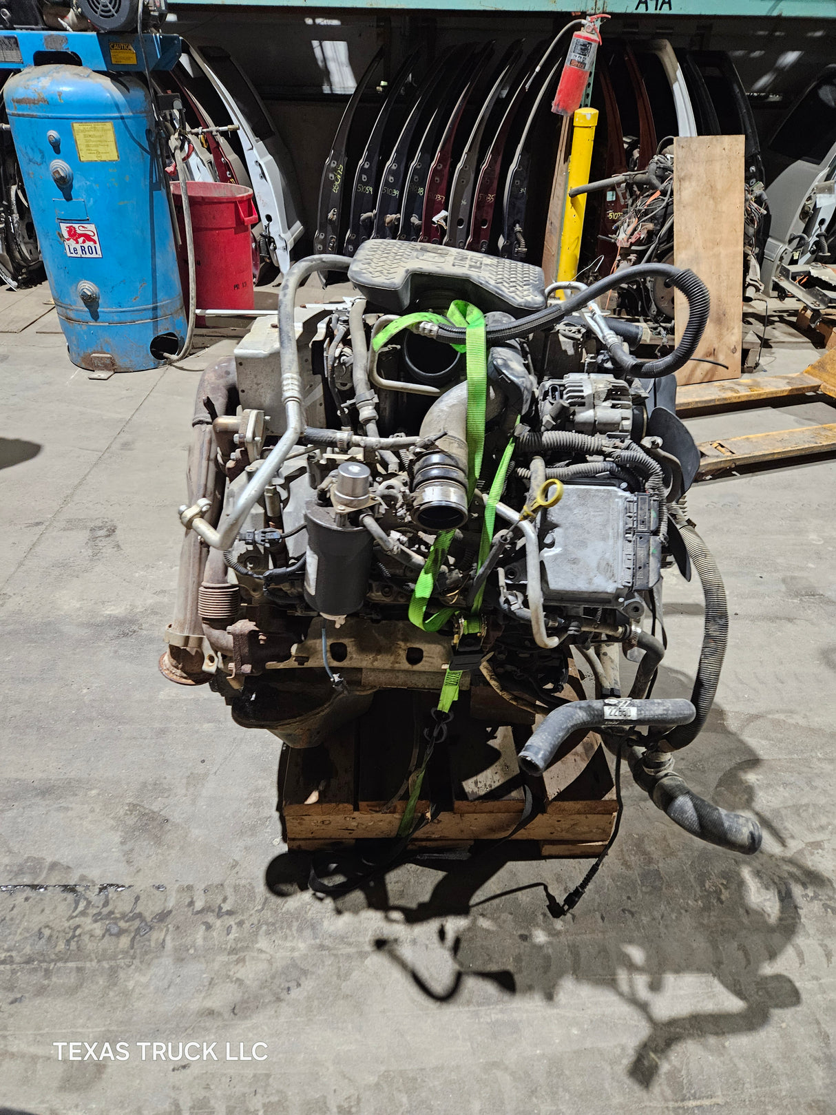 2005 LLY Duramax Diesel 6.6L Engine Runs CYL 3 Bad Injector/Misfire