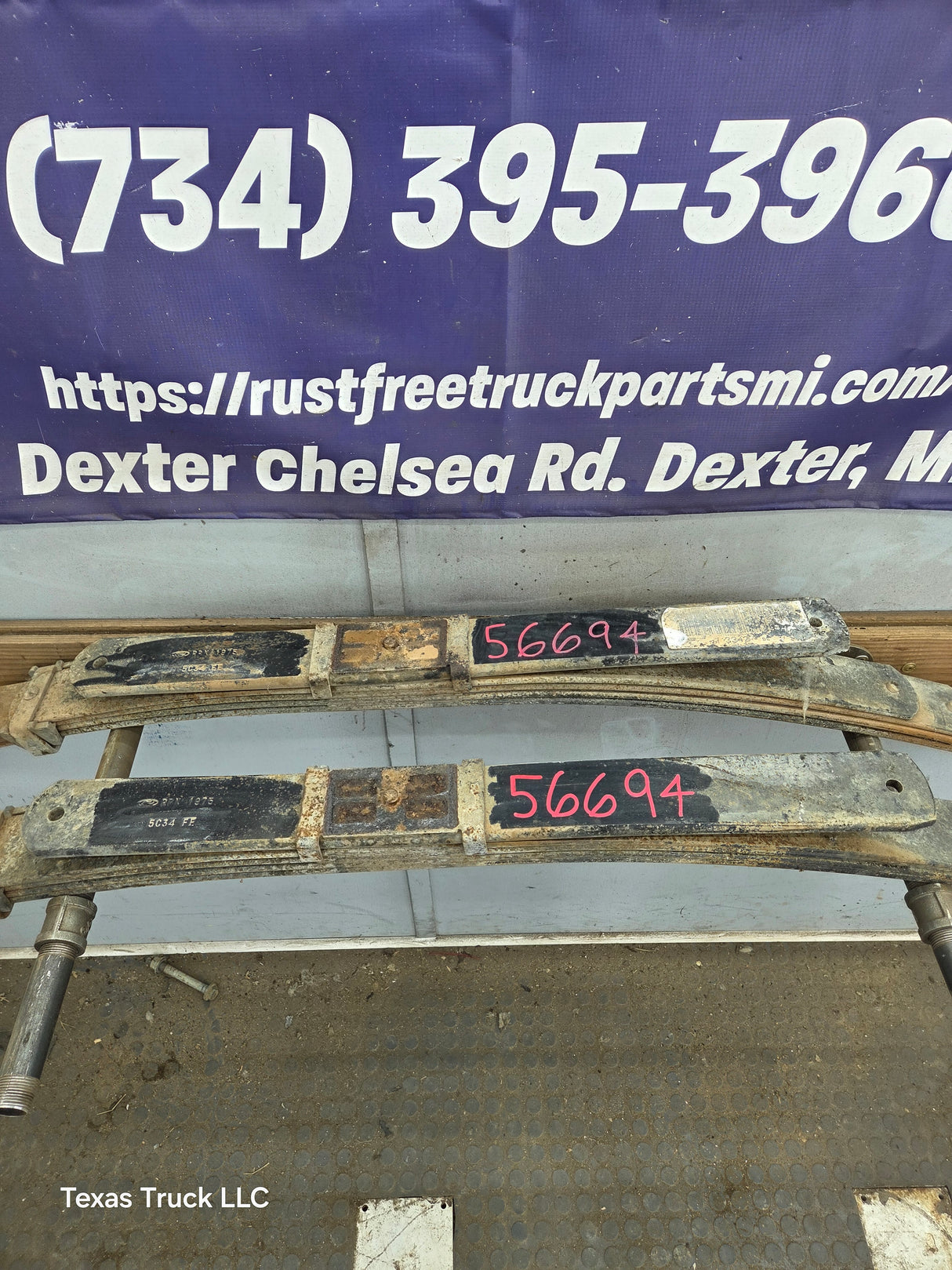 1999-2007 Ford F250 F350 Super Duty Rear Leaf Springs - Pair