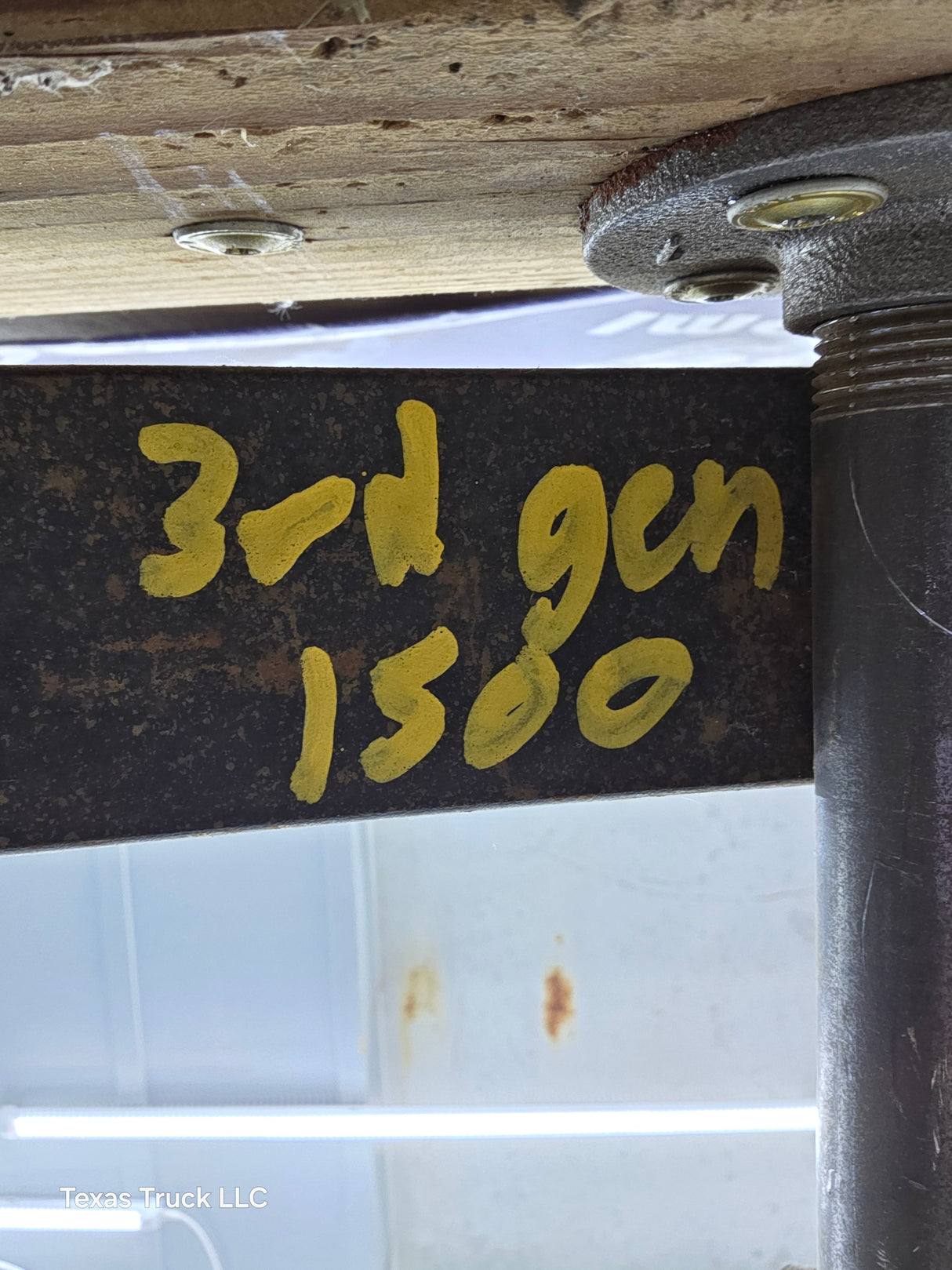 2002-2008 Dodge Ram 1500 Rear Leaf Springs 52113120AD - Pair