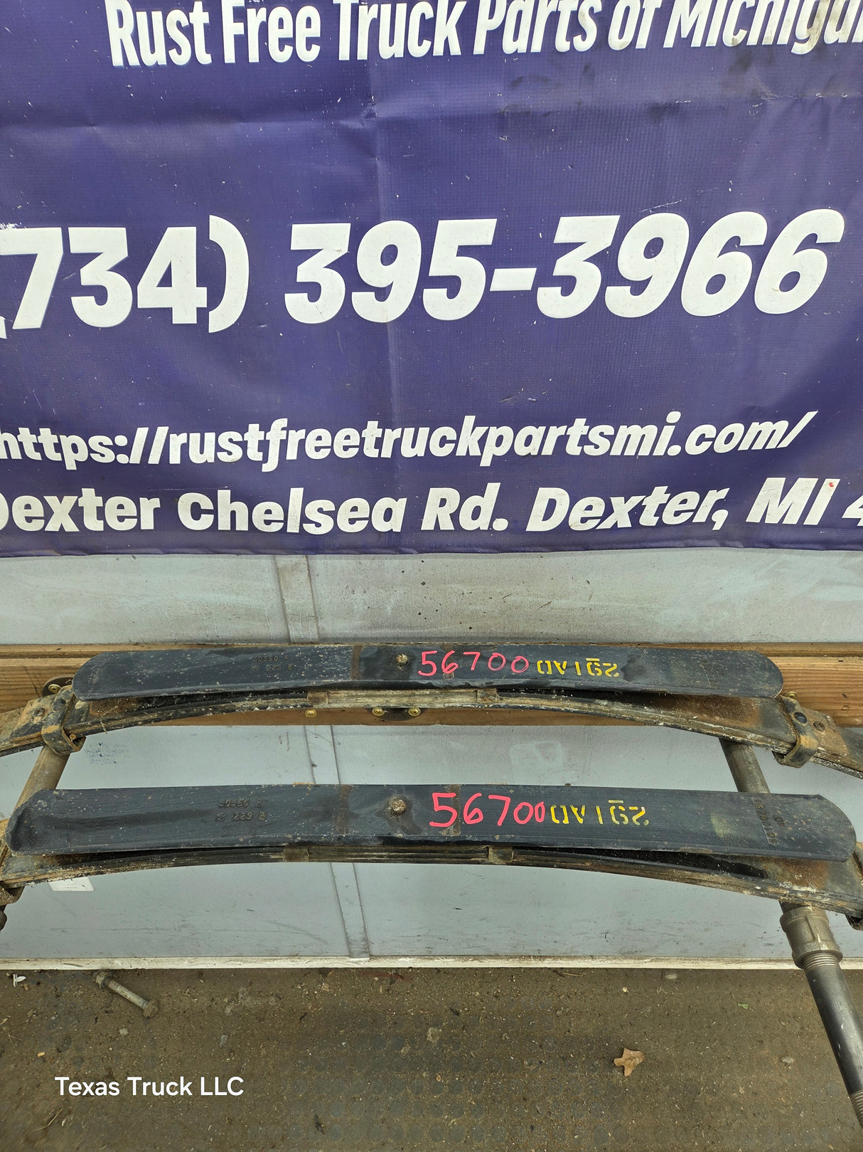 1994-2001 2nd Gen Dodge Ram 1500 Rear Leaf Springs 52106291 AD - Pair