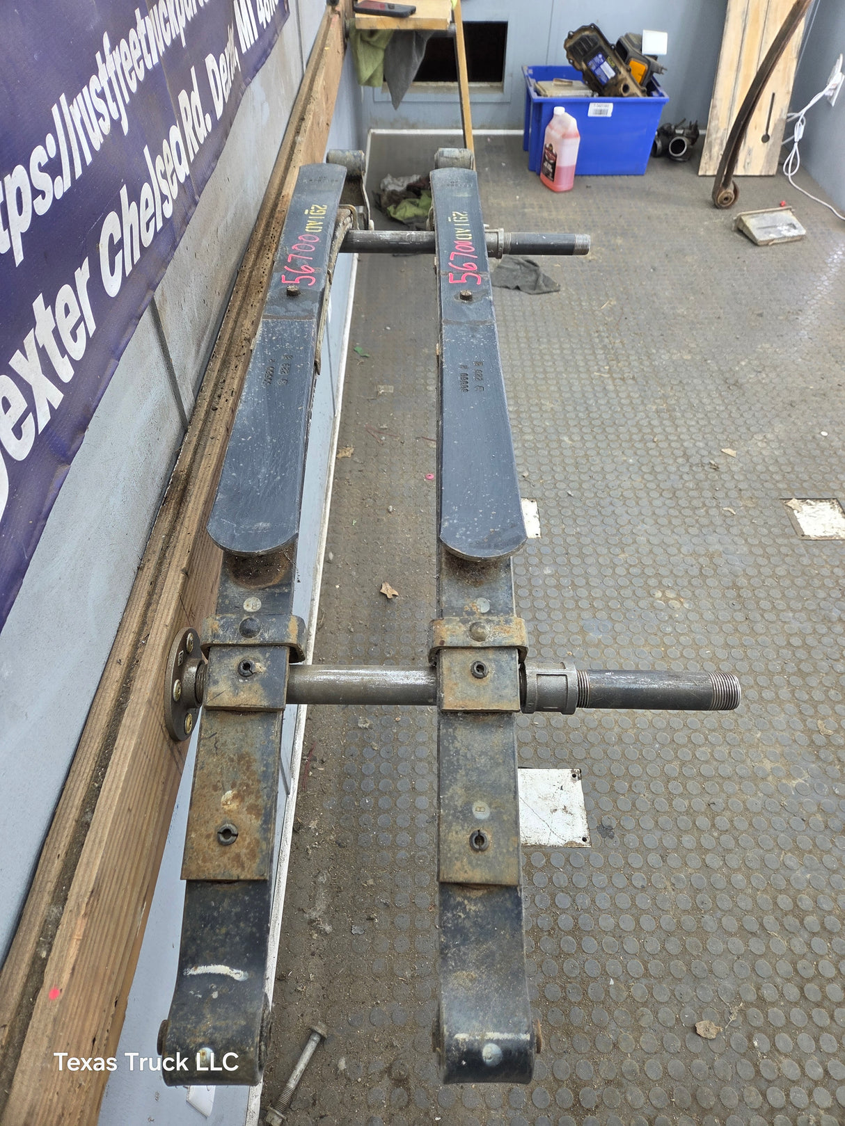 1994-2001 2nd Gen Dodge Ram 1500 Rear Leaf Springs 52106291 AD - Pair