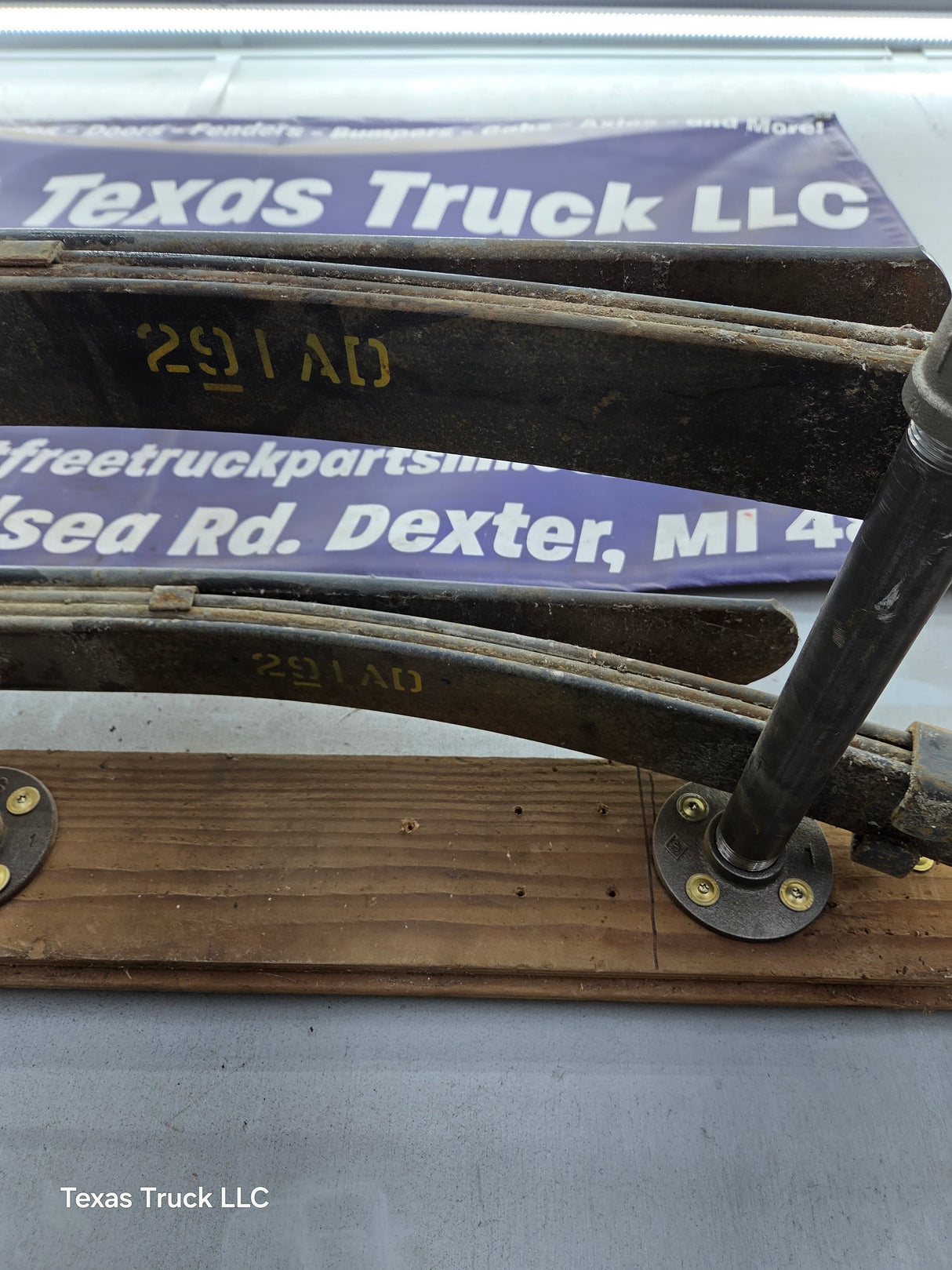 1994-2001 2nd Gen Dodge Ram 1500 Rear Leaf Springs 52106291 AD - Pair