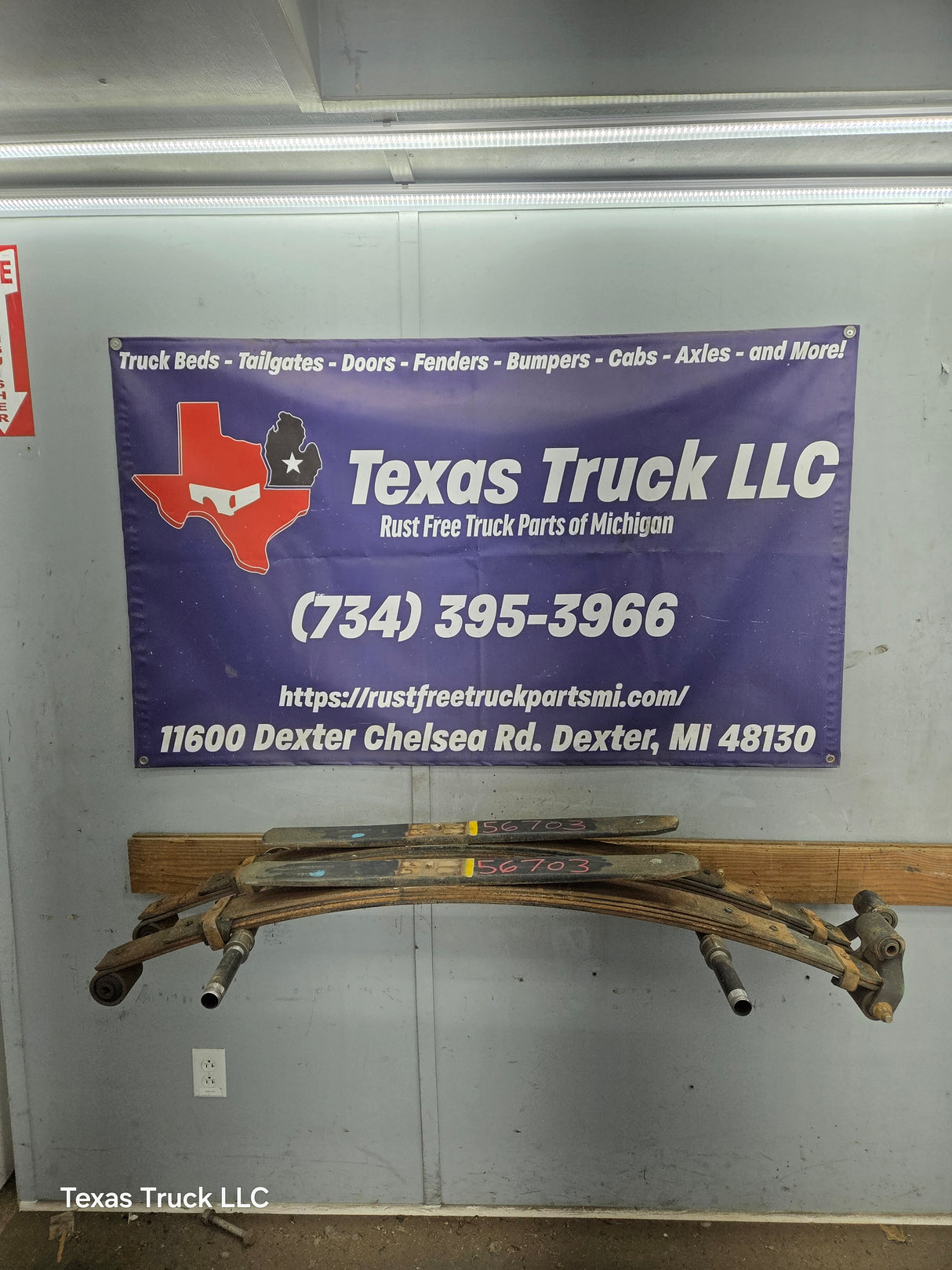 1999-2007 Ford F250 F350 Super Duty Rear Leaf Springs - Pair