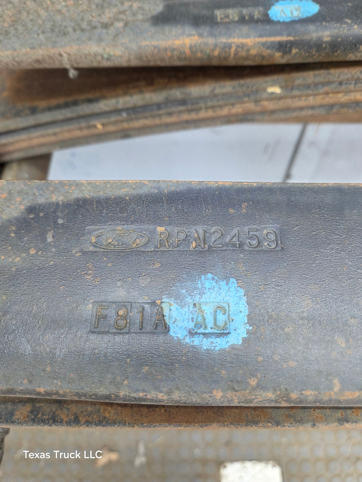 1999-2007 Ford F250 F350 Super Duty Rear Leaf Springs - Pair